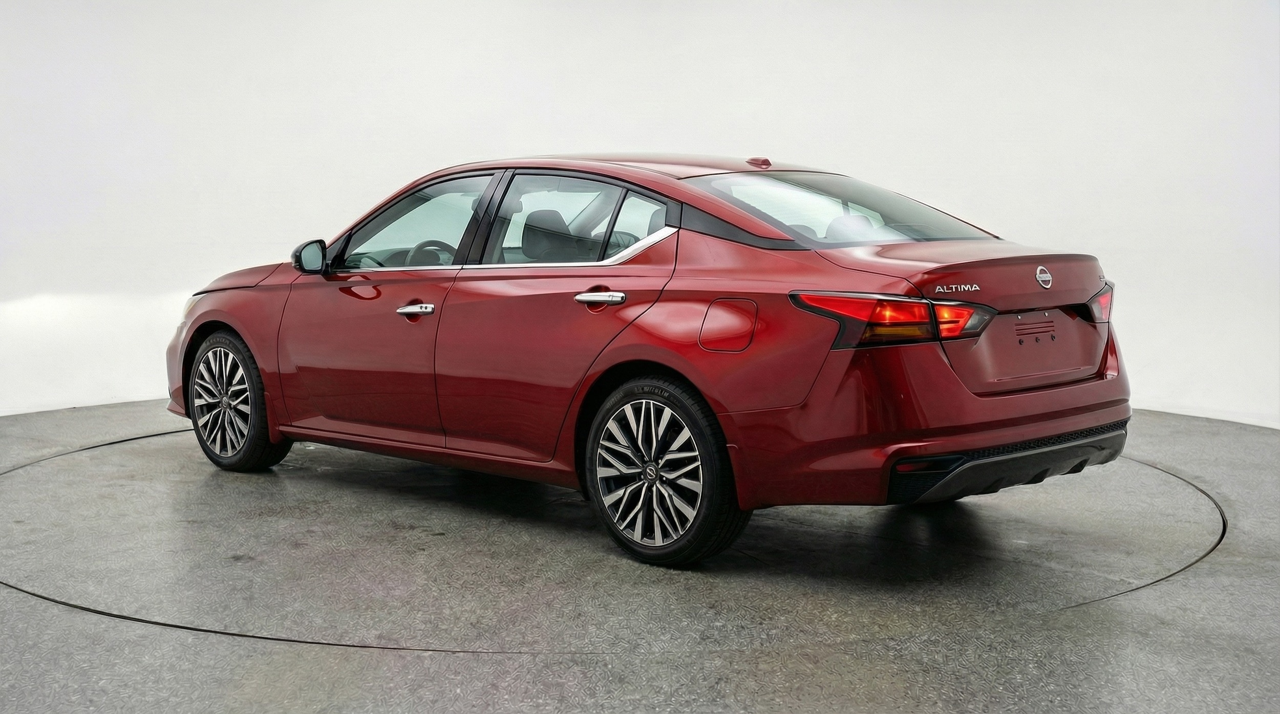 Thumbnail: 2025 Nissan Altima - 5