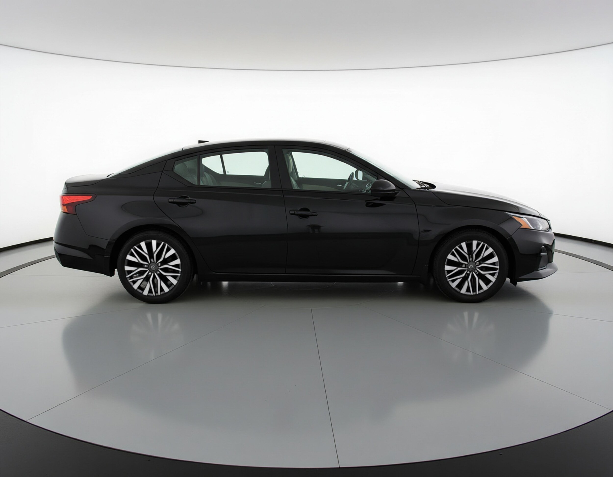 Thumbnail: 2025 Nissan Altima - 8