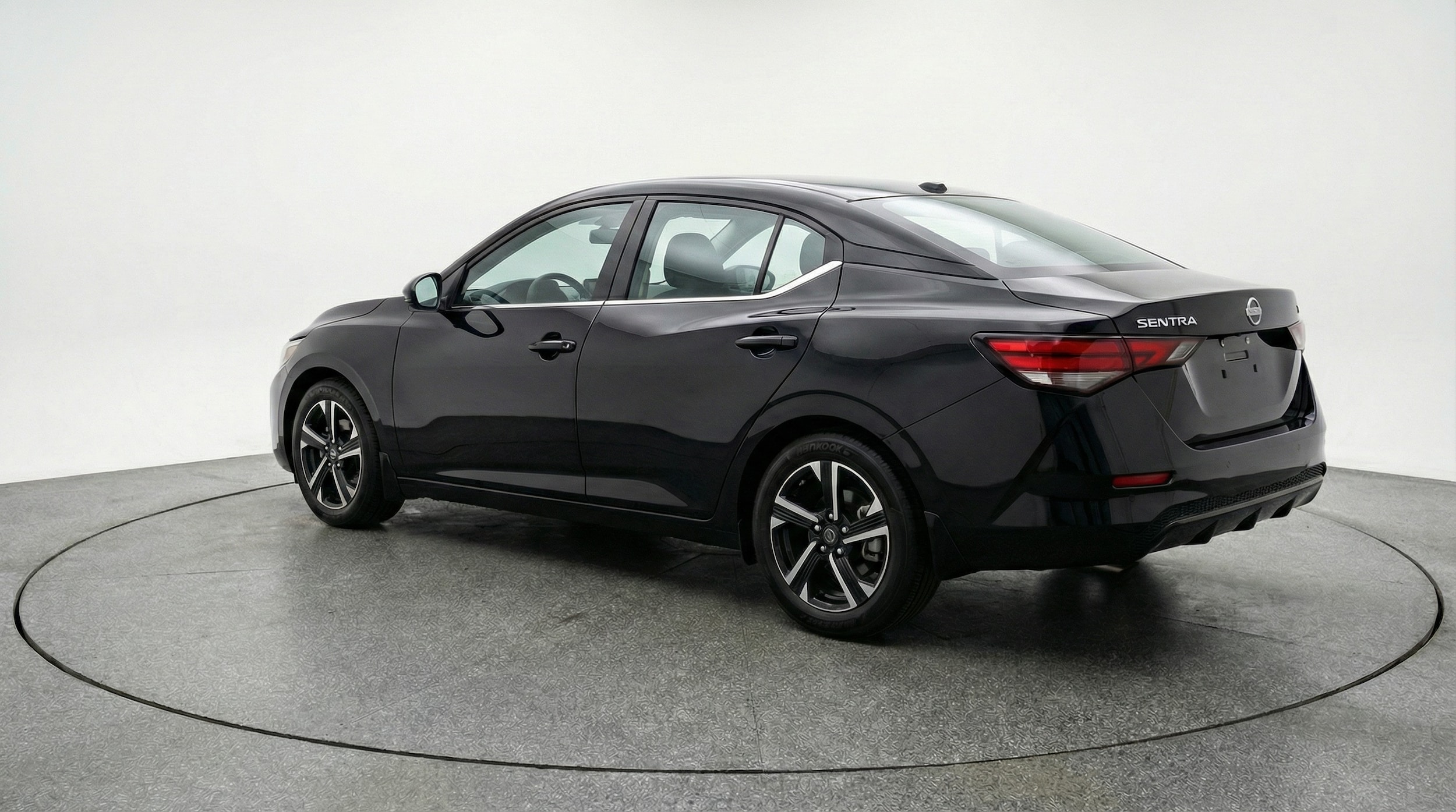 Thumbnail: 2025 Nissan Sentra - 5