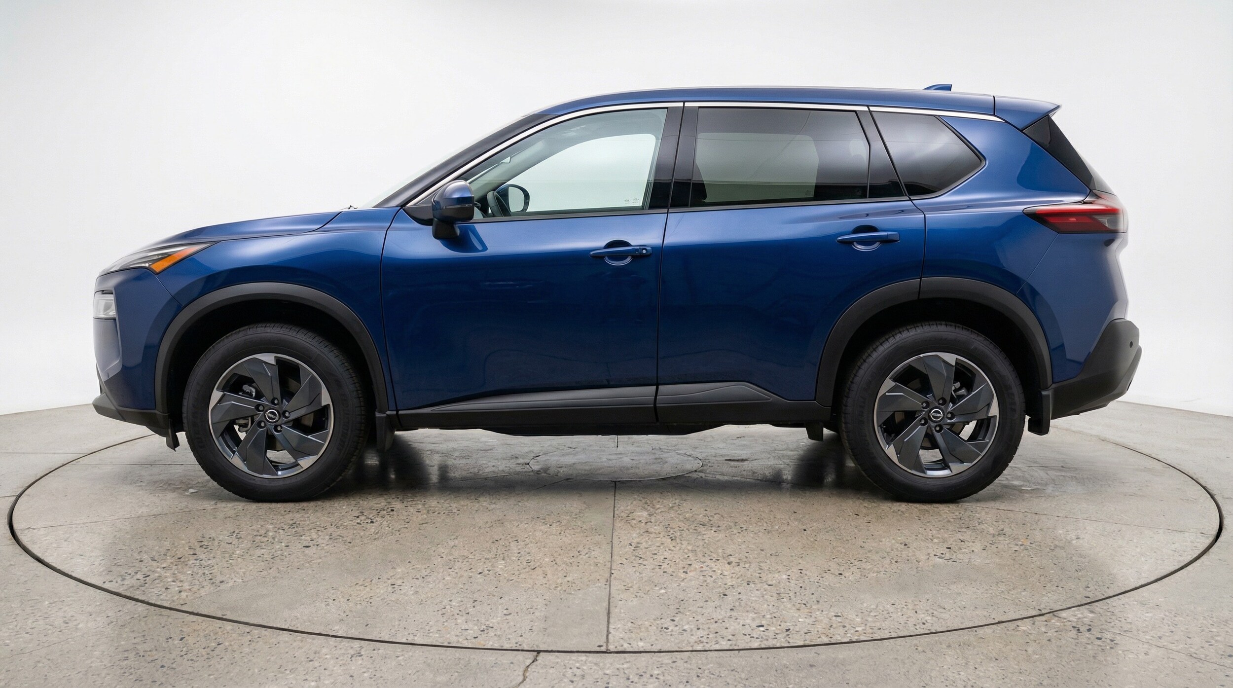 Thumbnail: 2025 Nissan Rogue - 4