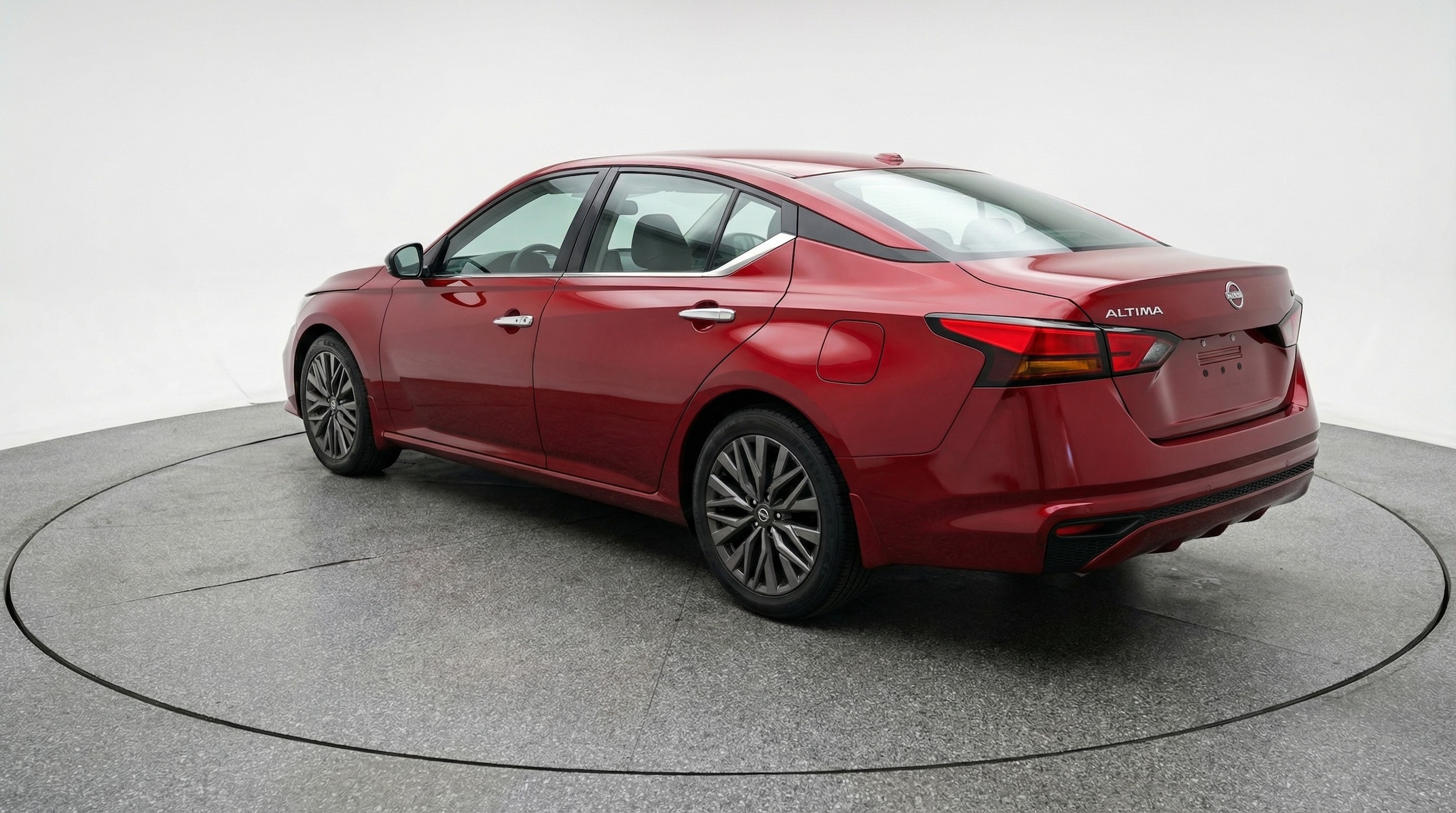 Thumbnail: 2025 Nissan Altima - 5