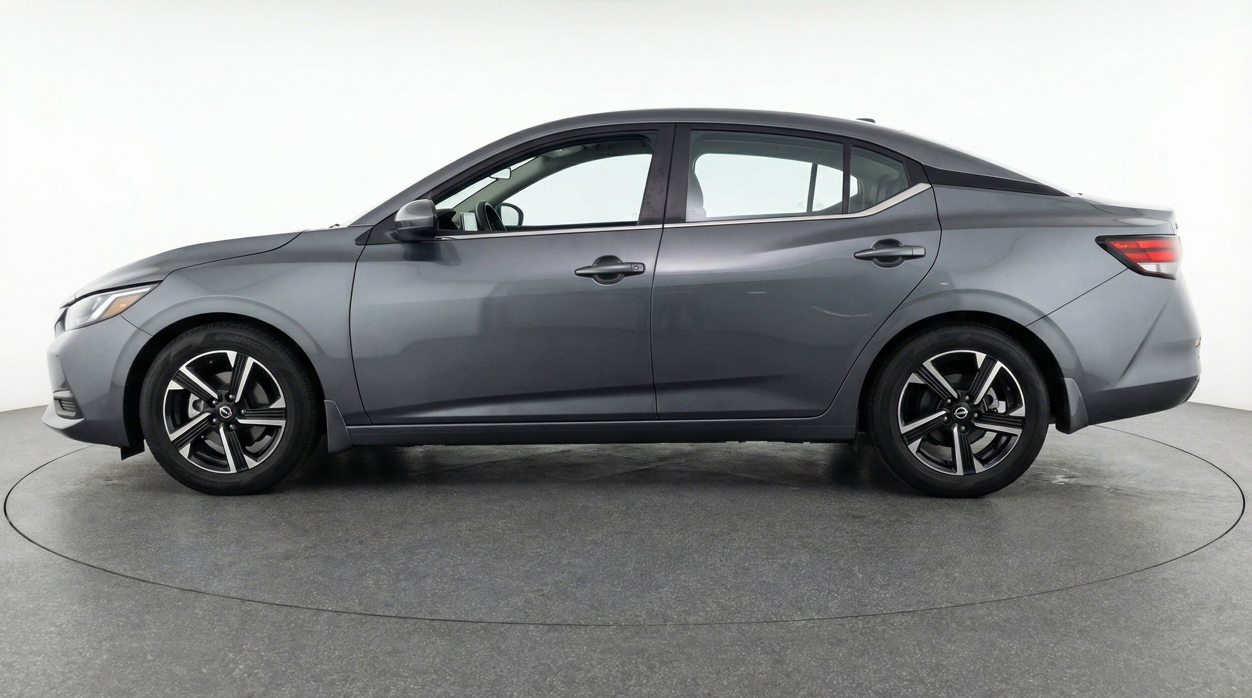 Thumbnail: 2025 Nissan Sentra - 5