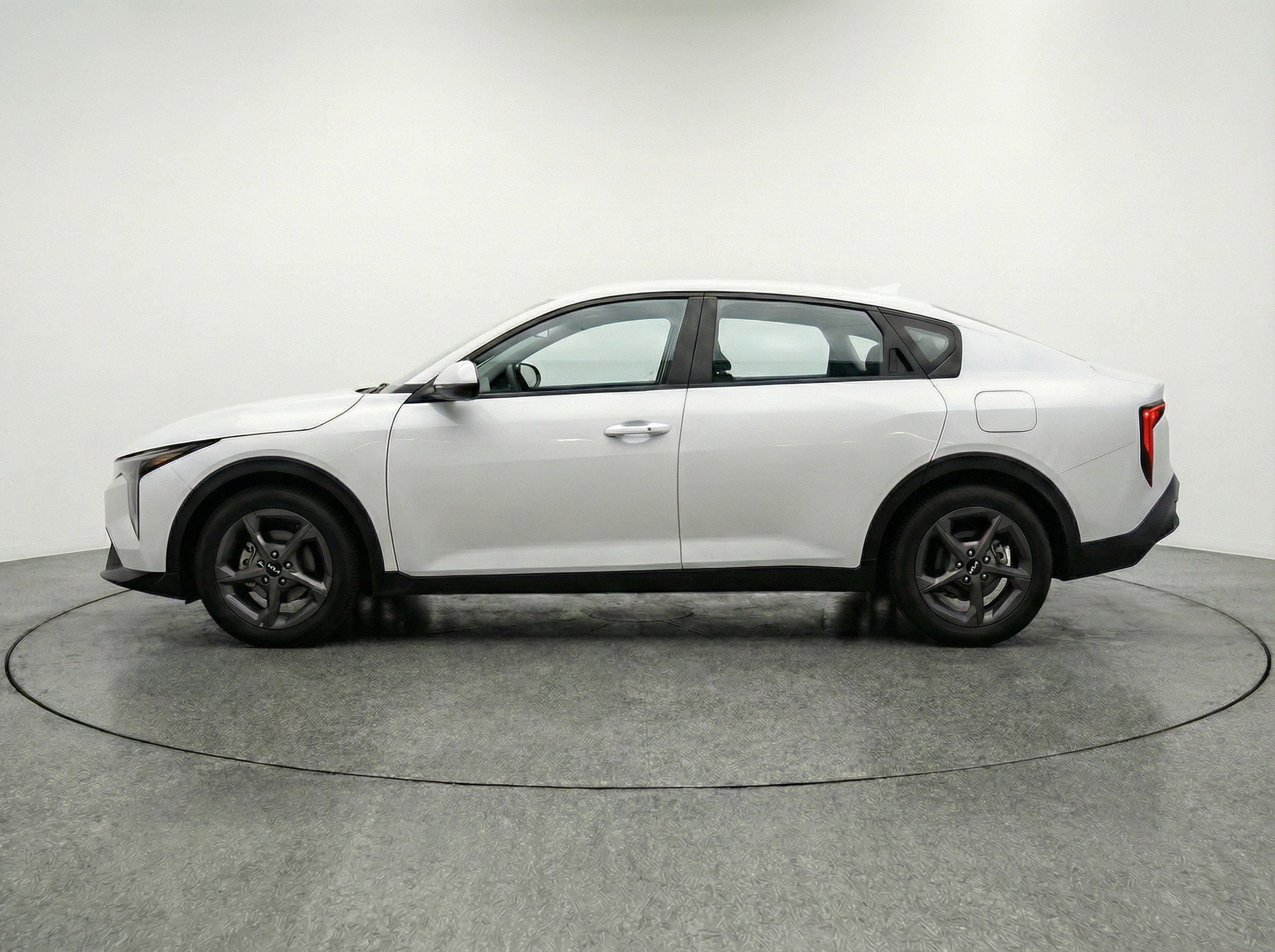 Thumbnail: 2025 Kia K4 - 5