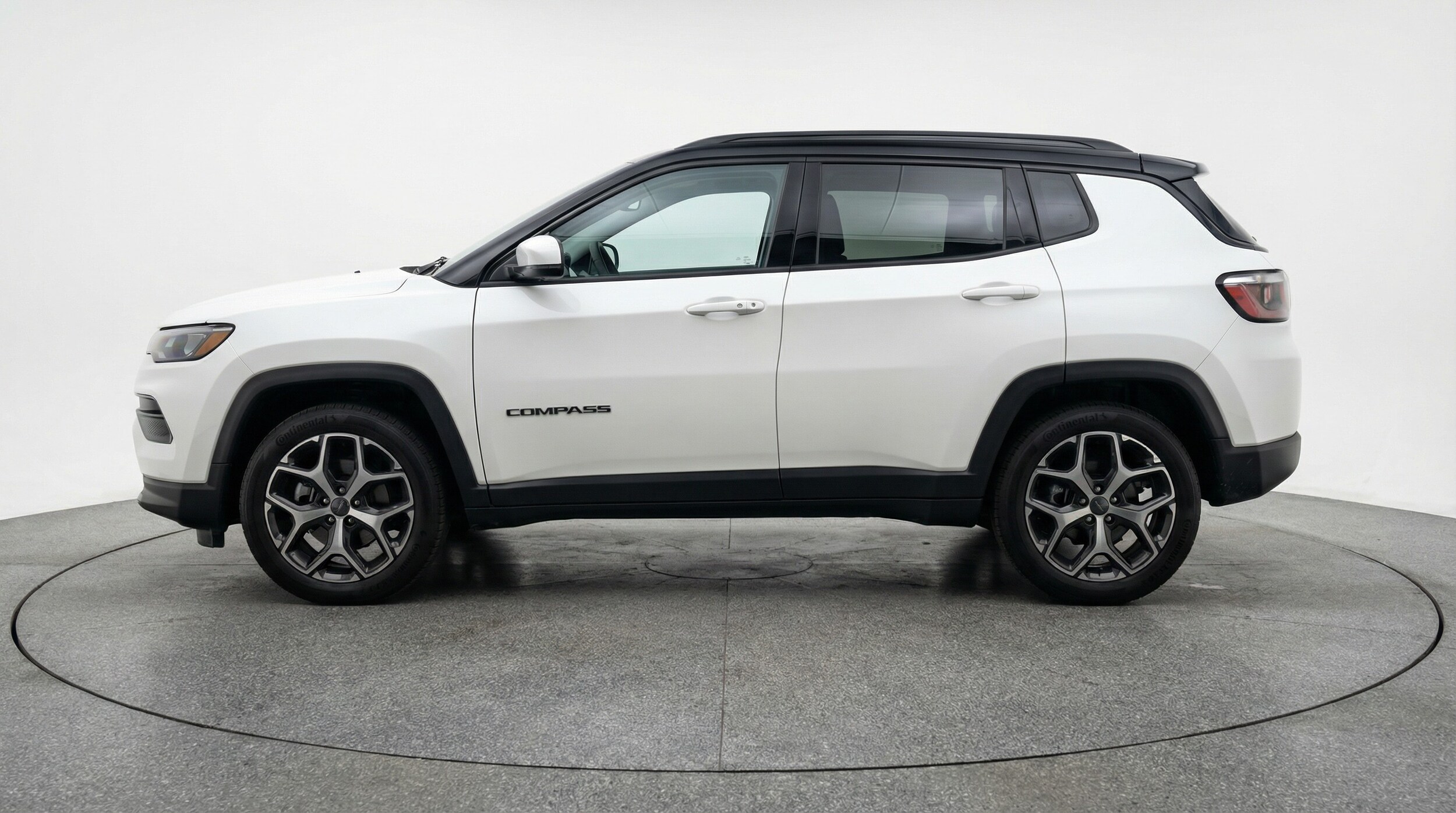 Thumbnail: 2025 Jeep Compass - 4