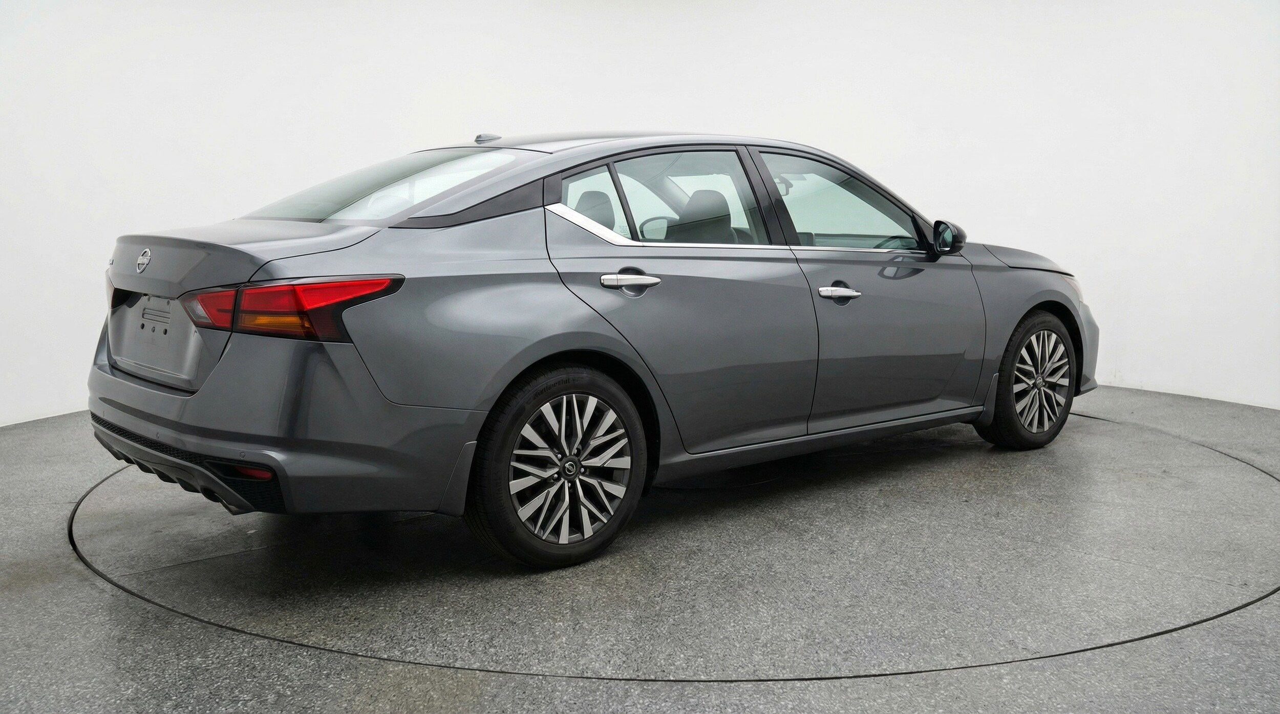 Thumbnail: 2025 Nissan Altima - 9