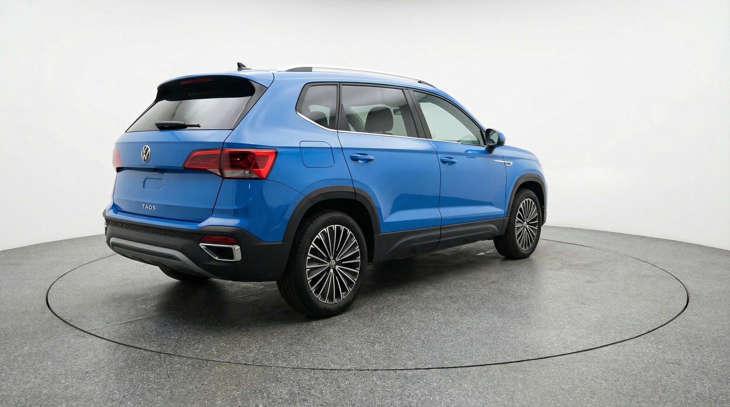 Thumbnail: 2025 Volkswagen Taos - 9