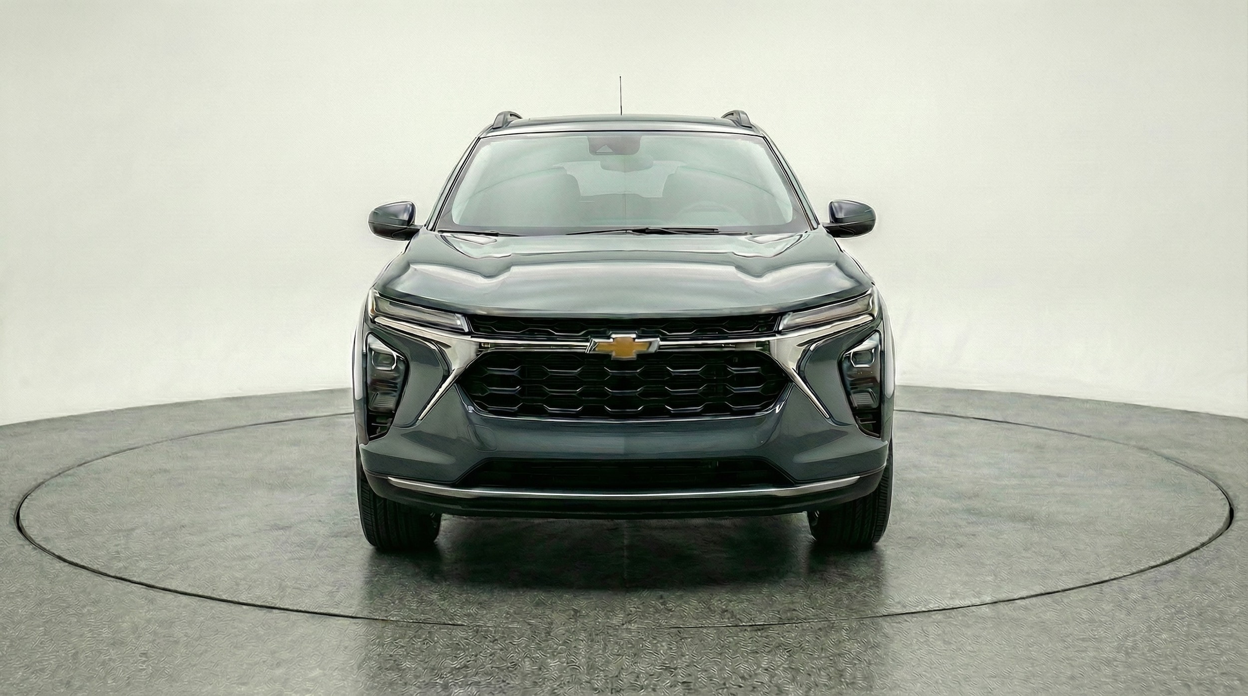 Thumbnail: 2025 Chevrolet Trax - 2