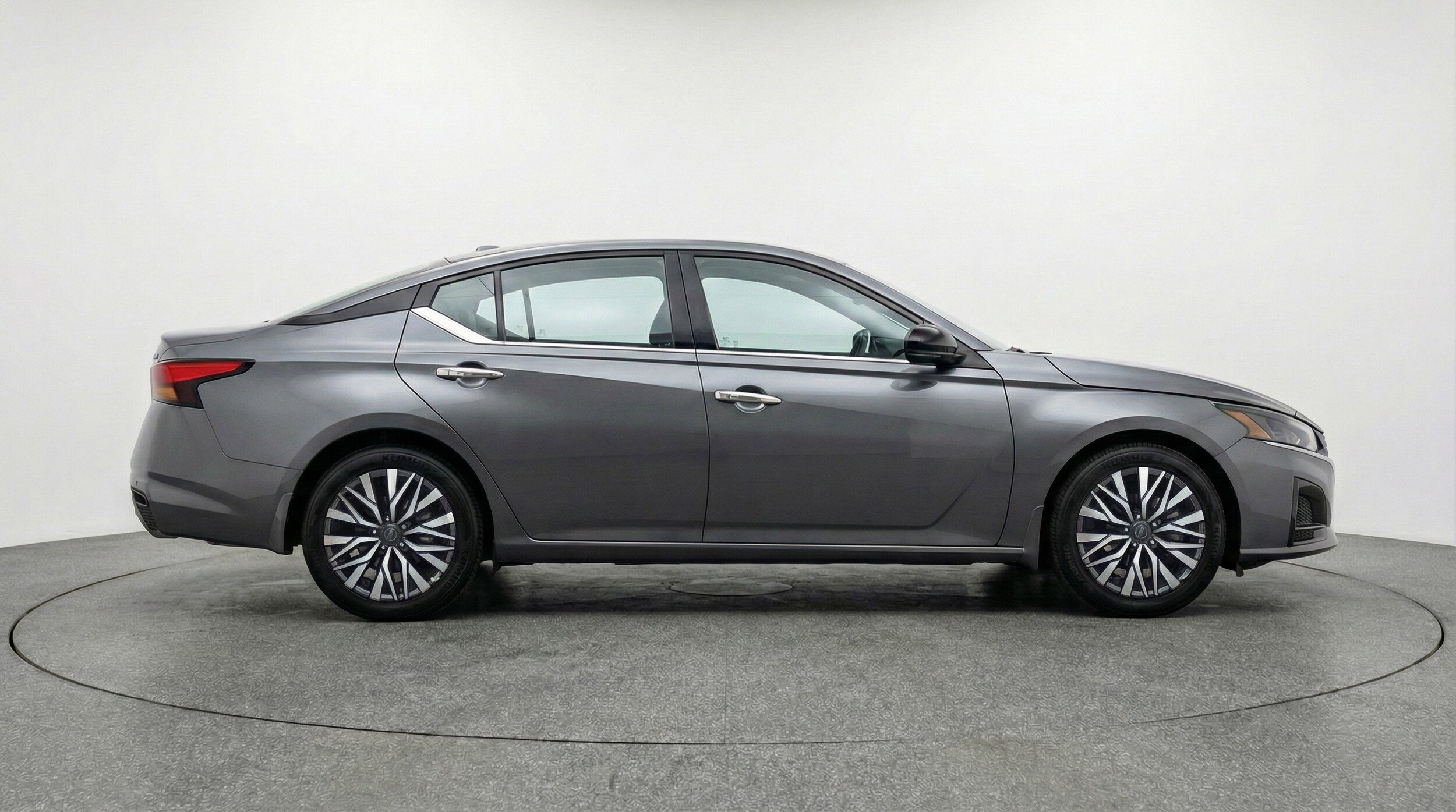 Thumbnail: 2025 Nissan Altima - 11