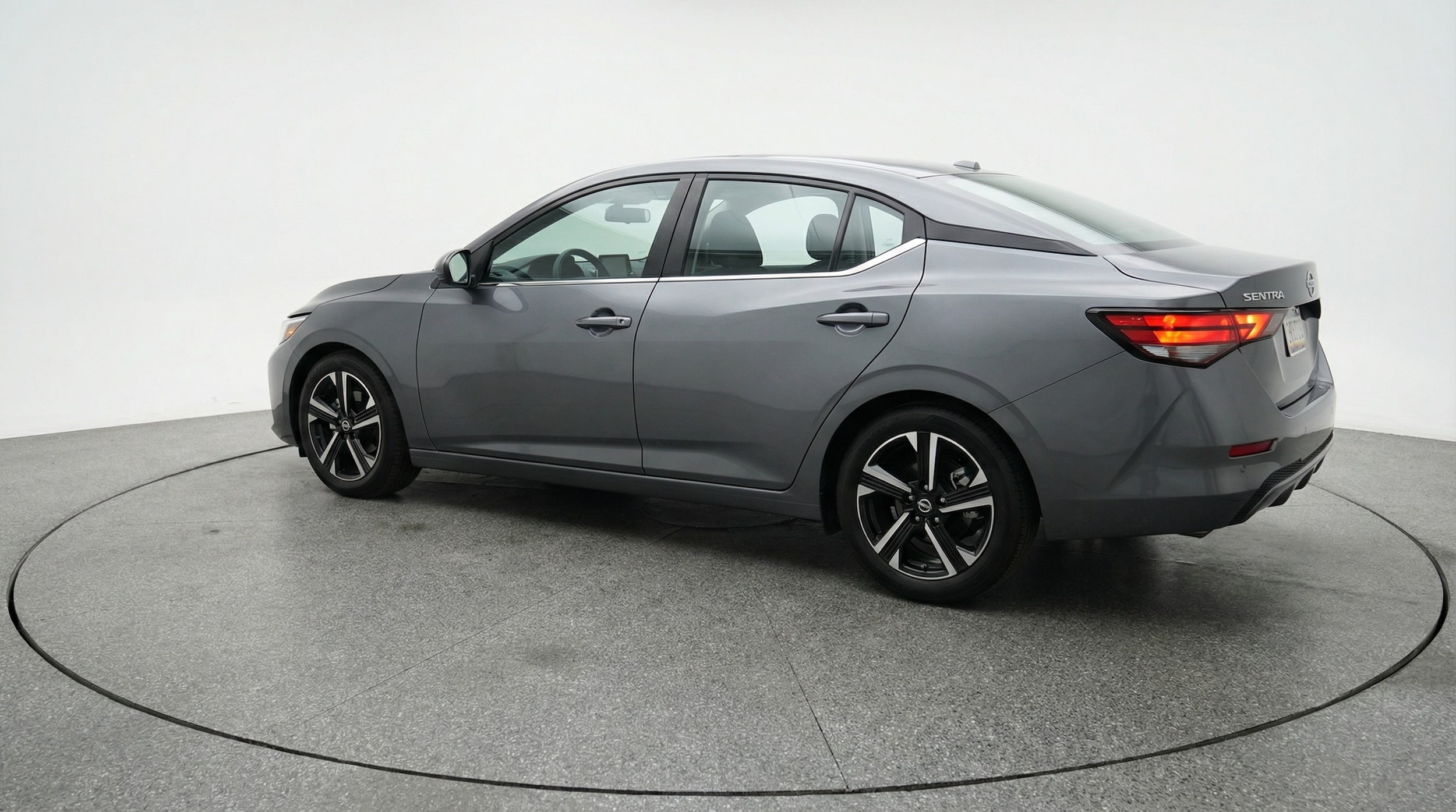 Thumbnail: 2025 Nissan Sentra - 5