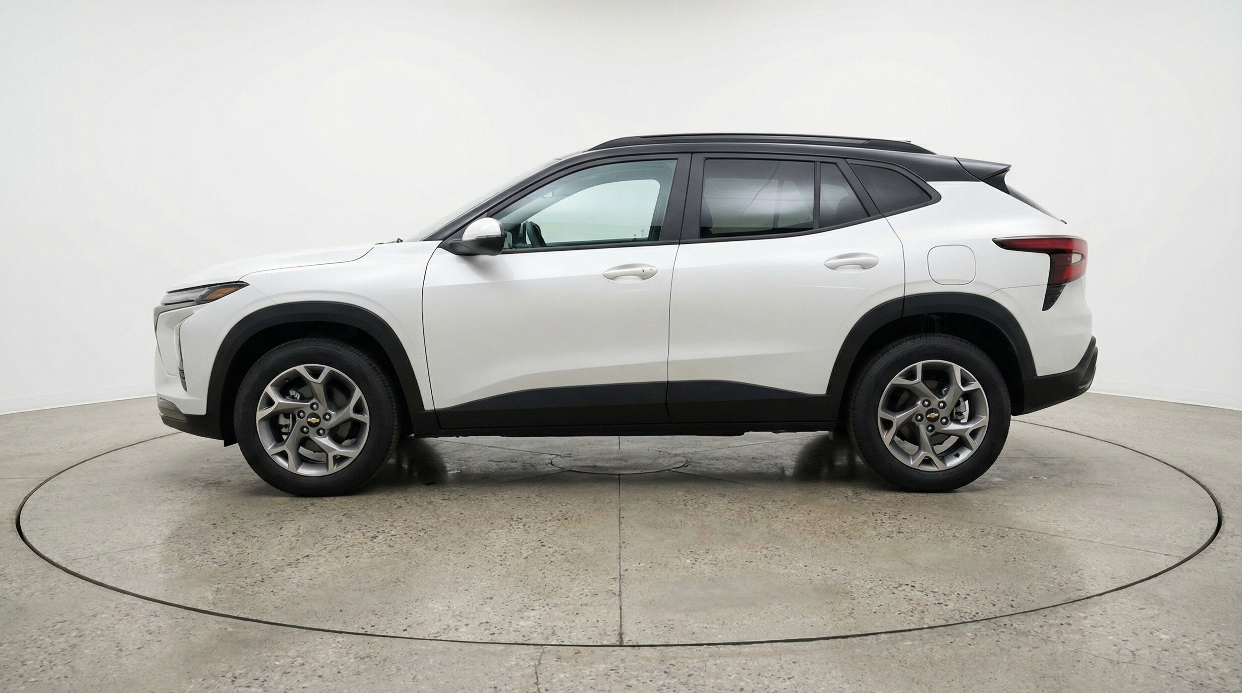 Thumbnail: 2025 Chevrolet Trax - 5