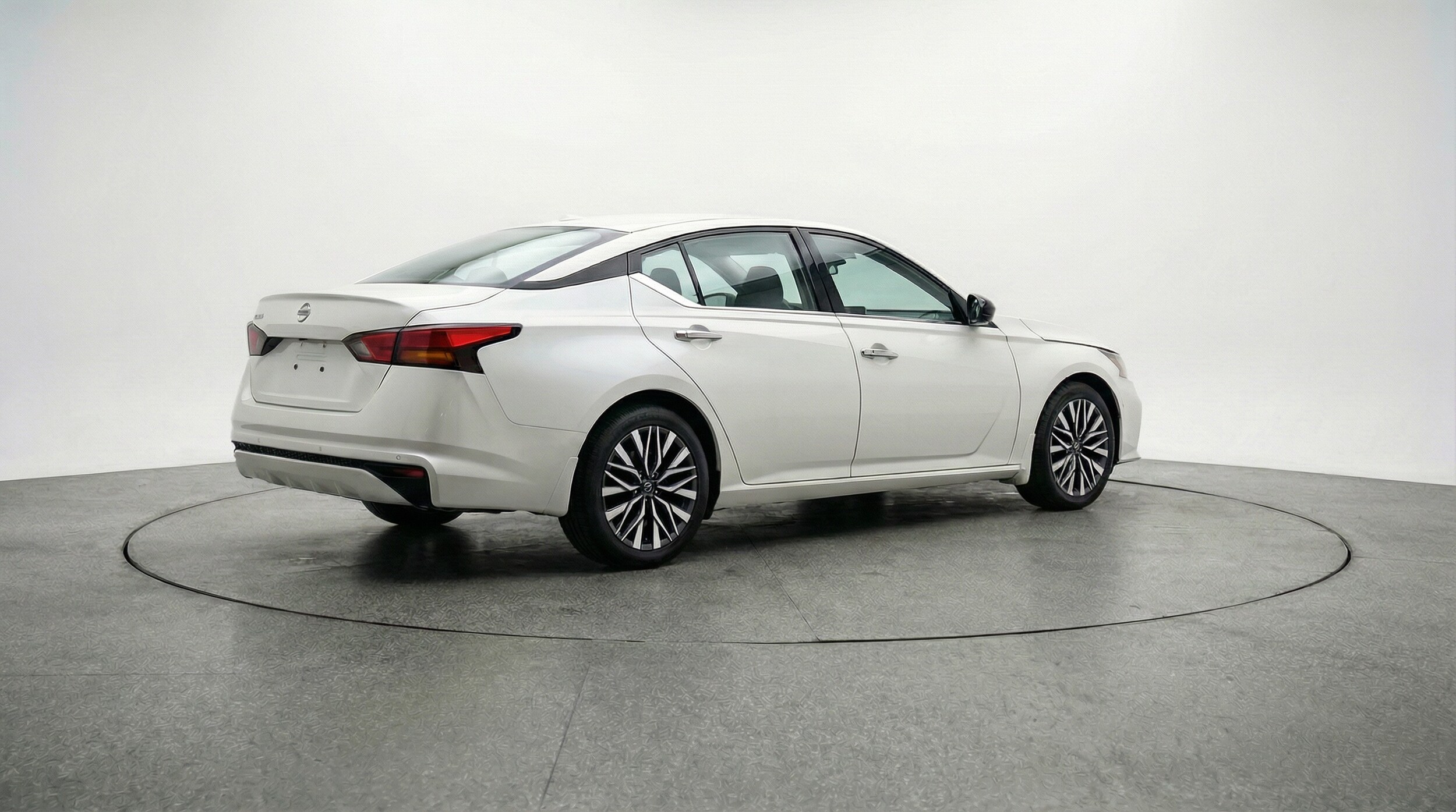 Thumbnail: 2025 Nissan Altima - 7