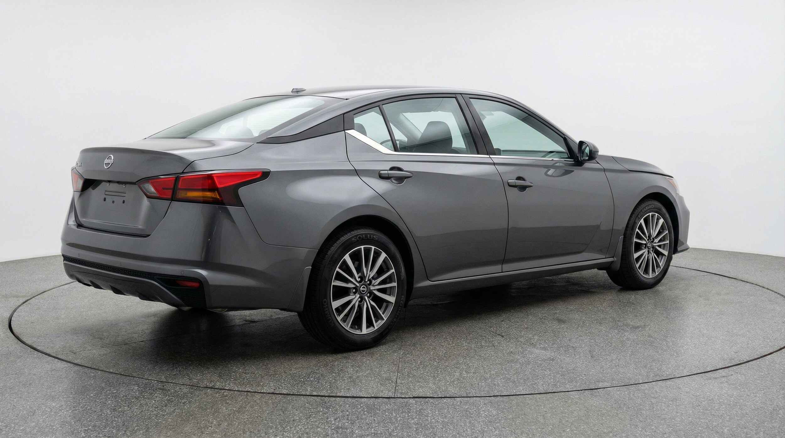 Thumbnail: 2025 Nissan Altima - 9