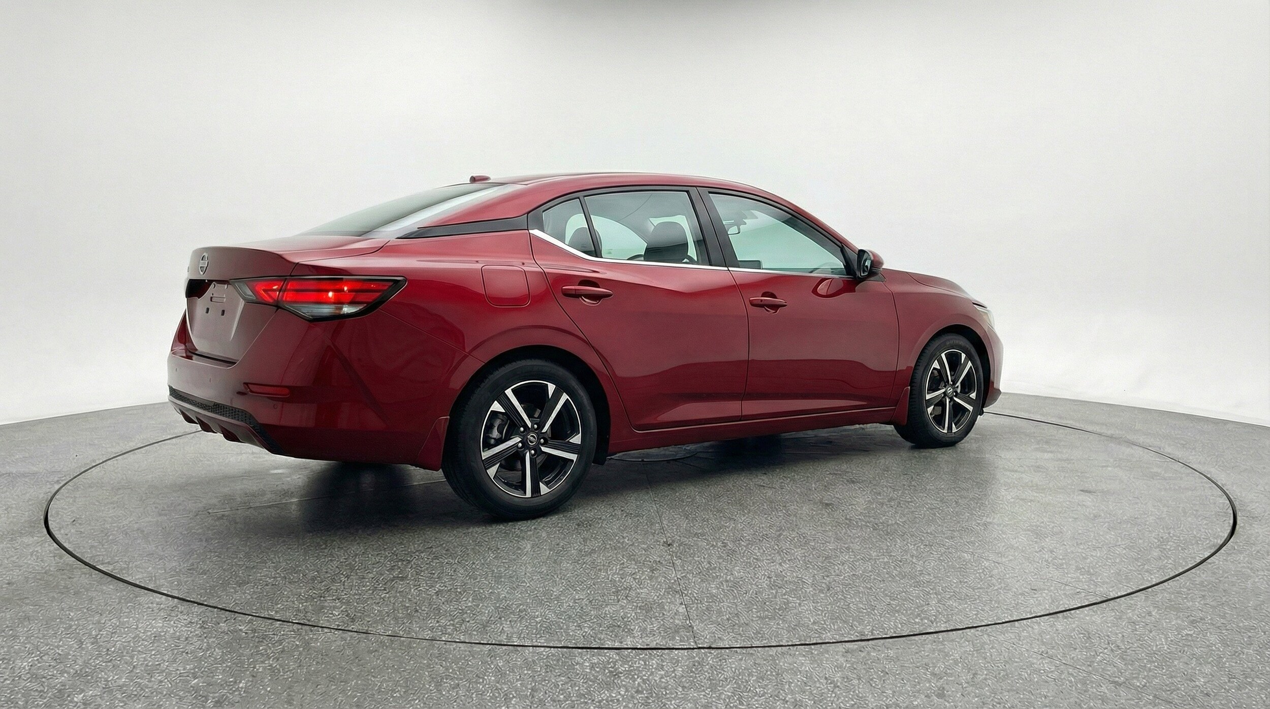 Thumbnail: 2025 Nissan Sentra - 9