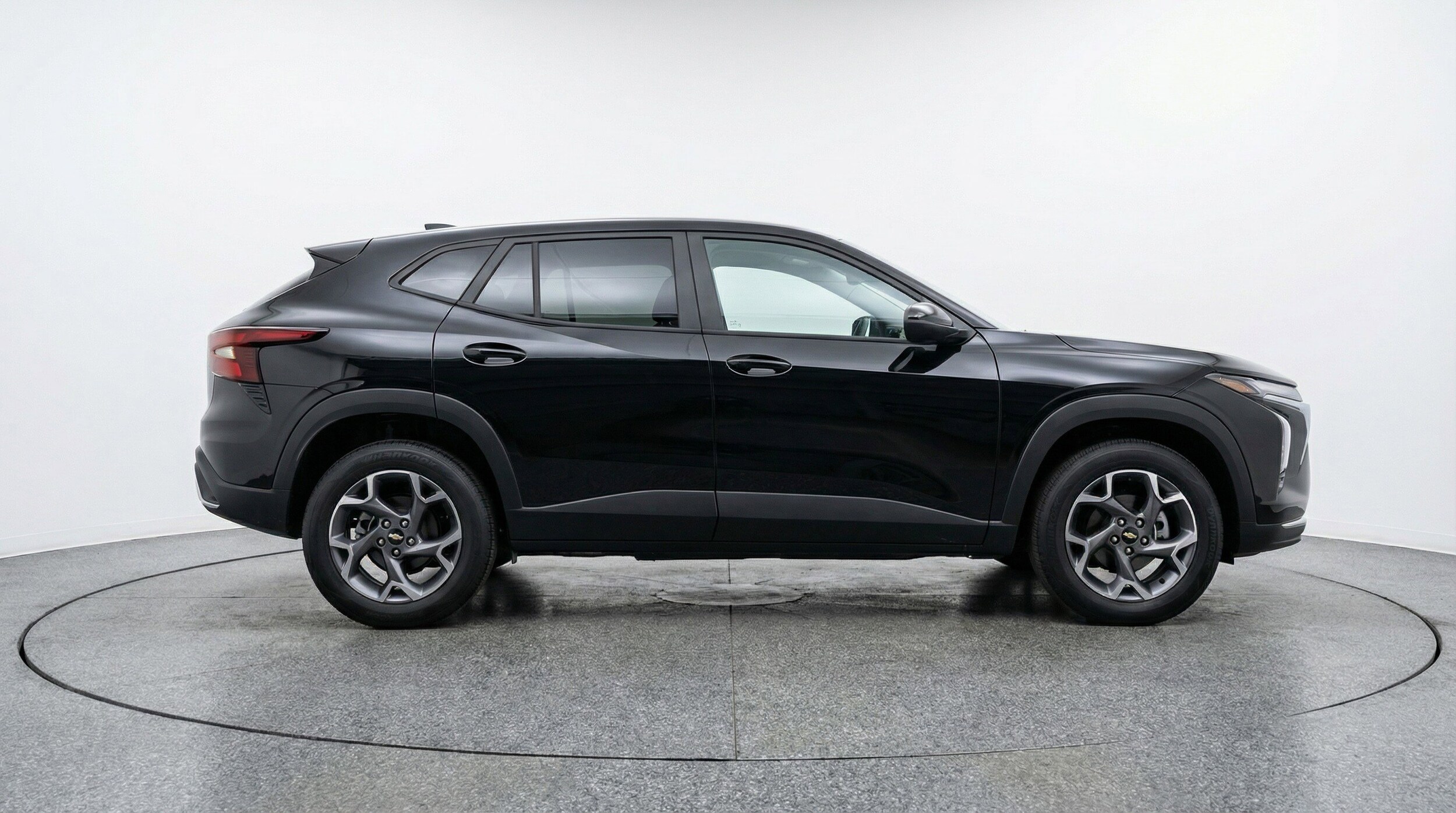 Thumbnail: 2025 Chevrolet Trax - 11