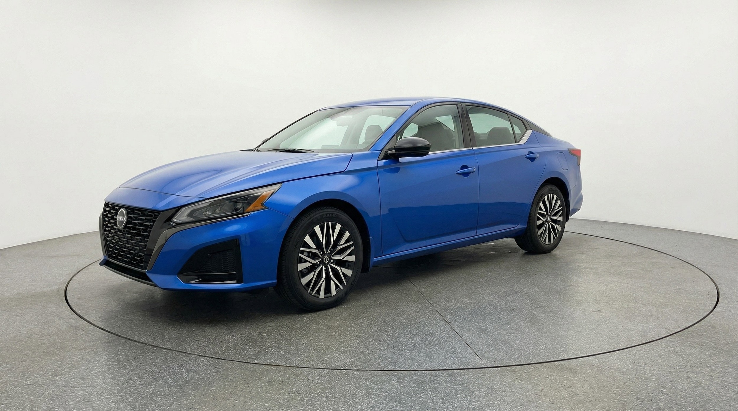 Thumbnail: 2025 Nissan Altima - 3