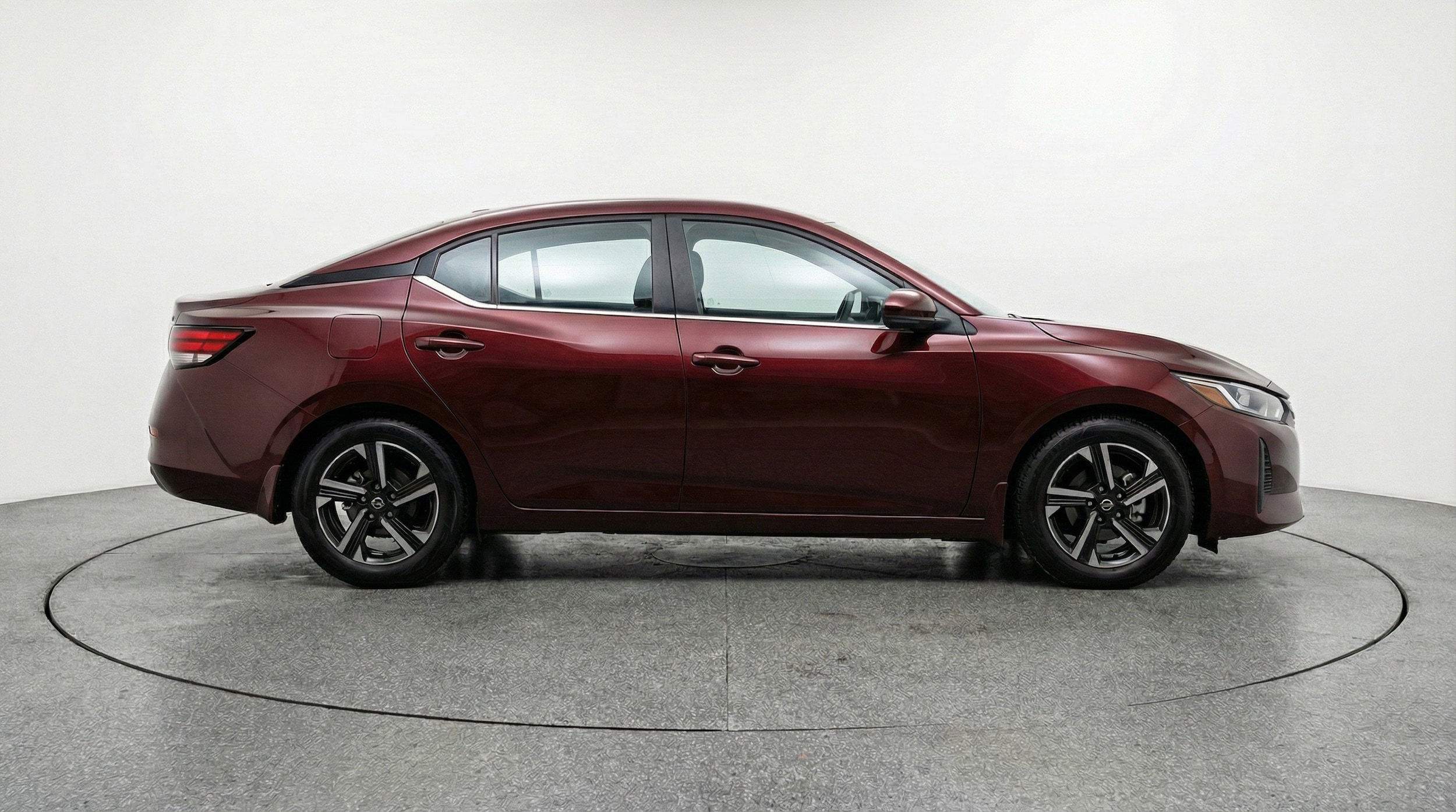 Thumbnail: 2025 Nissan Sentra - 11
