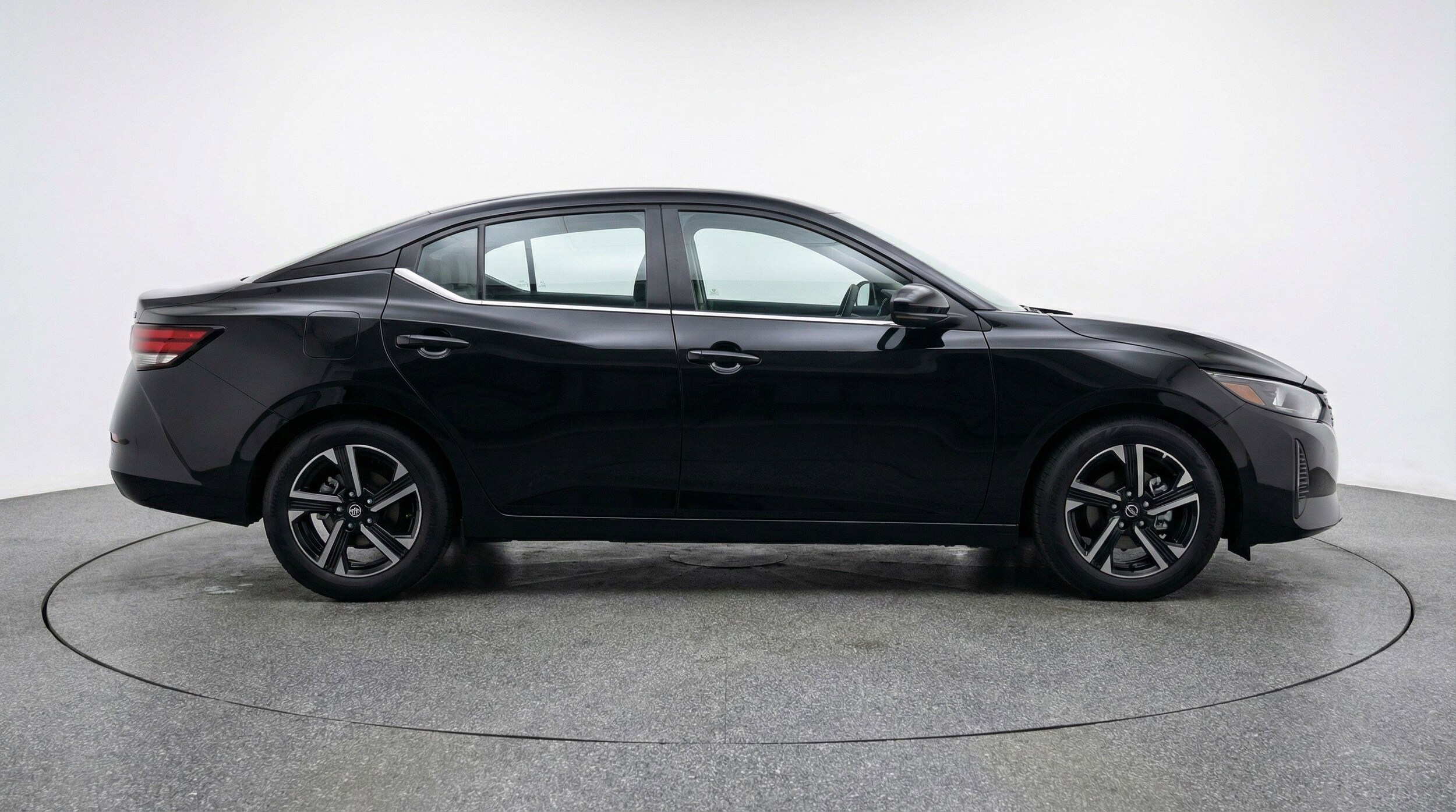 Thumbnail: 2025 Nissan Sentra - 11