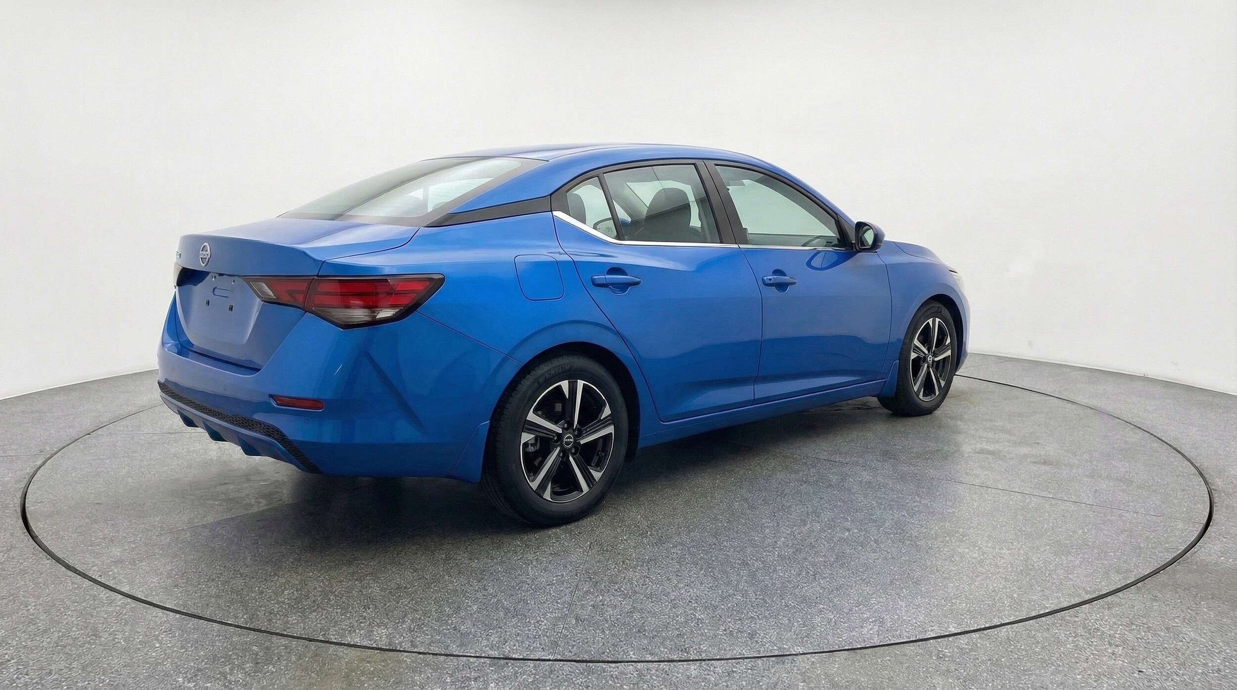 Thumbnail: 2025 Nissan Sentra - 9