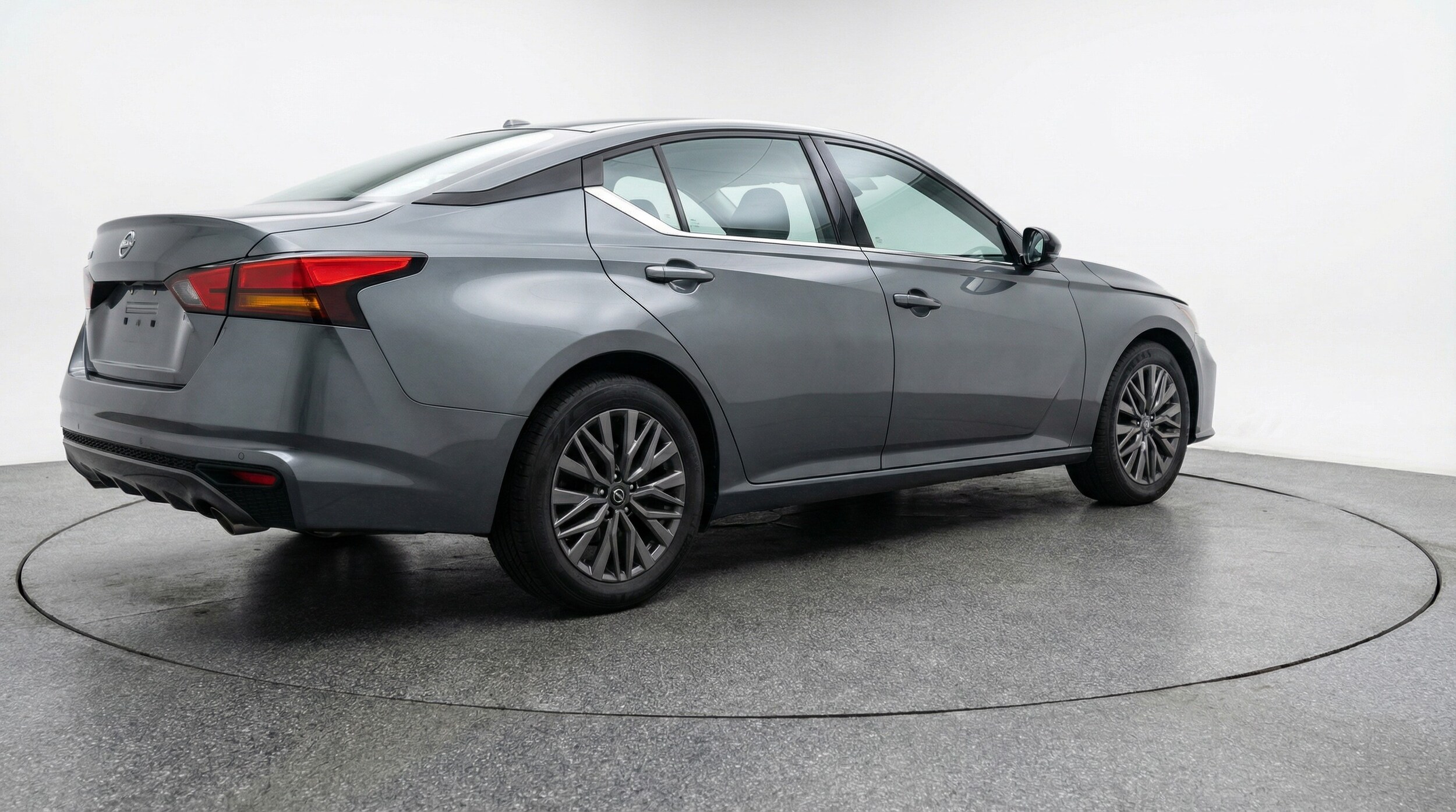 Thumbnail: 2025 Nissan Altima - 7