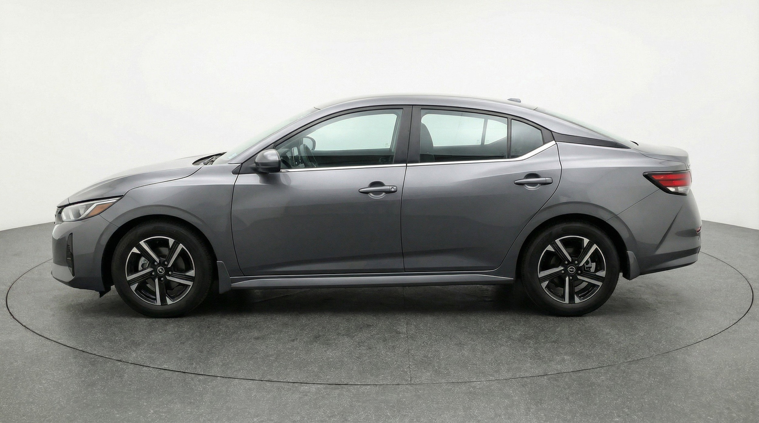 Thumbnail: 2025 Nissan Sentra - 5