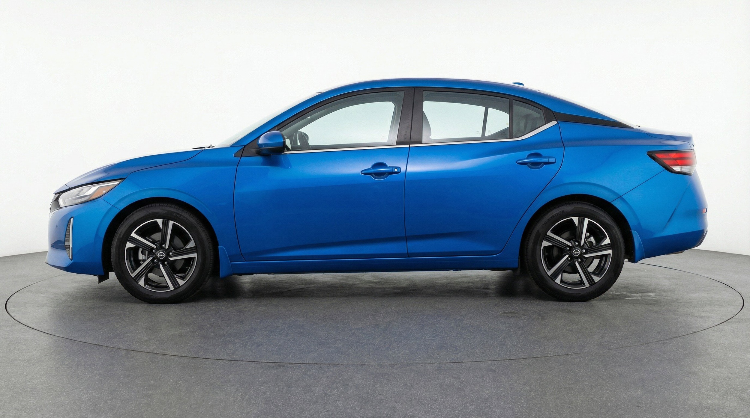 Thumbnail: 2025 Nissan Sentra - 5