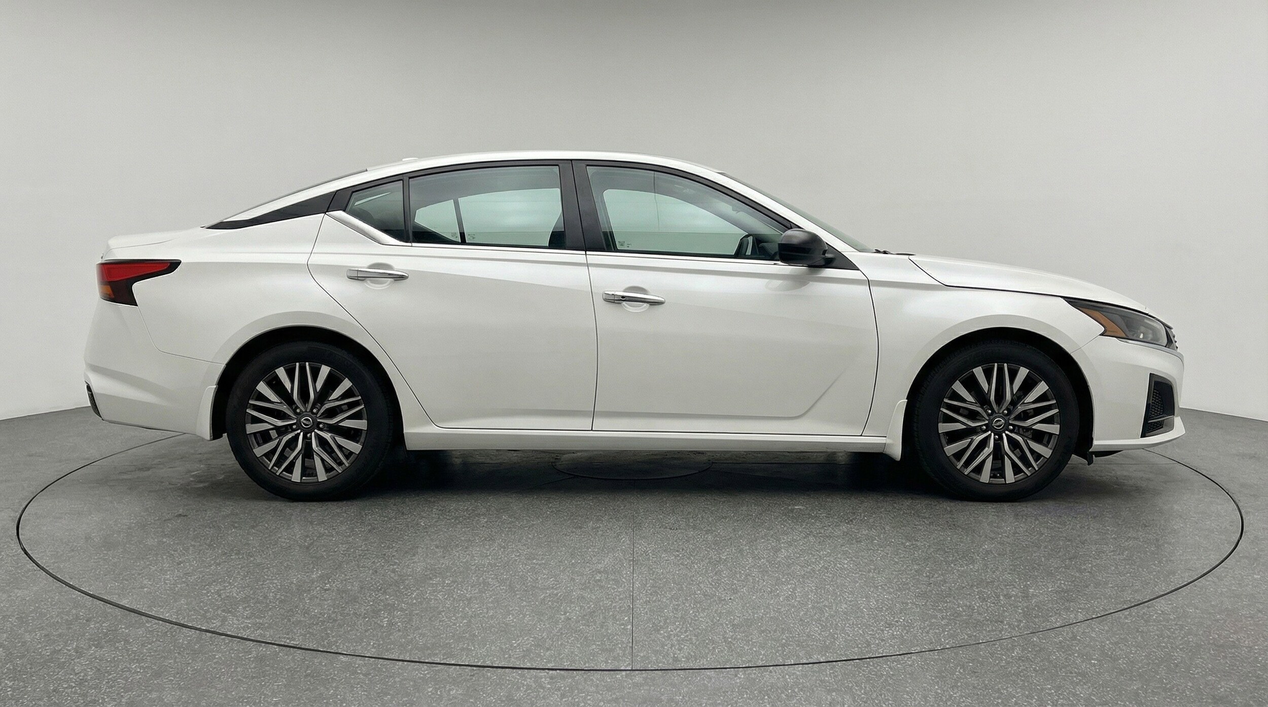 Thumbnail: 2025 Nissan Altima - 11