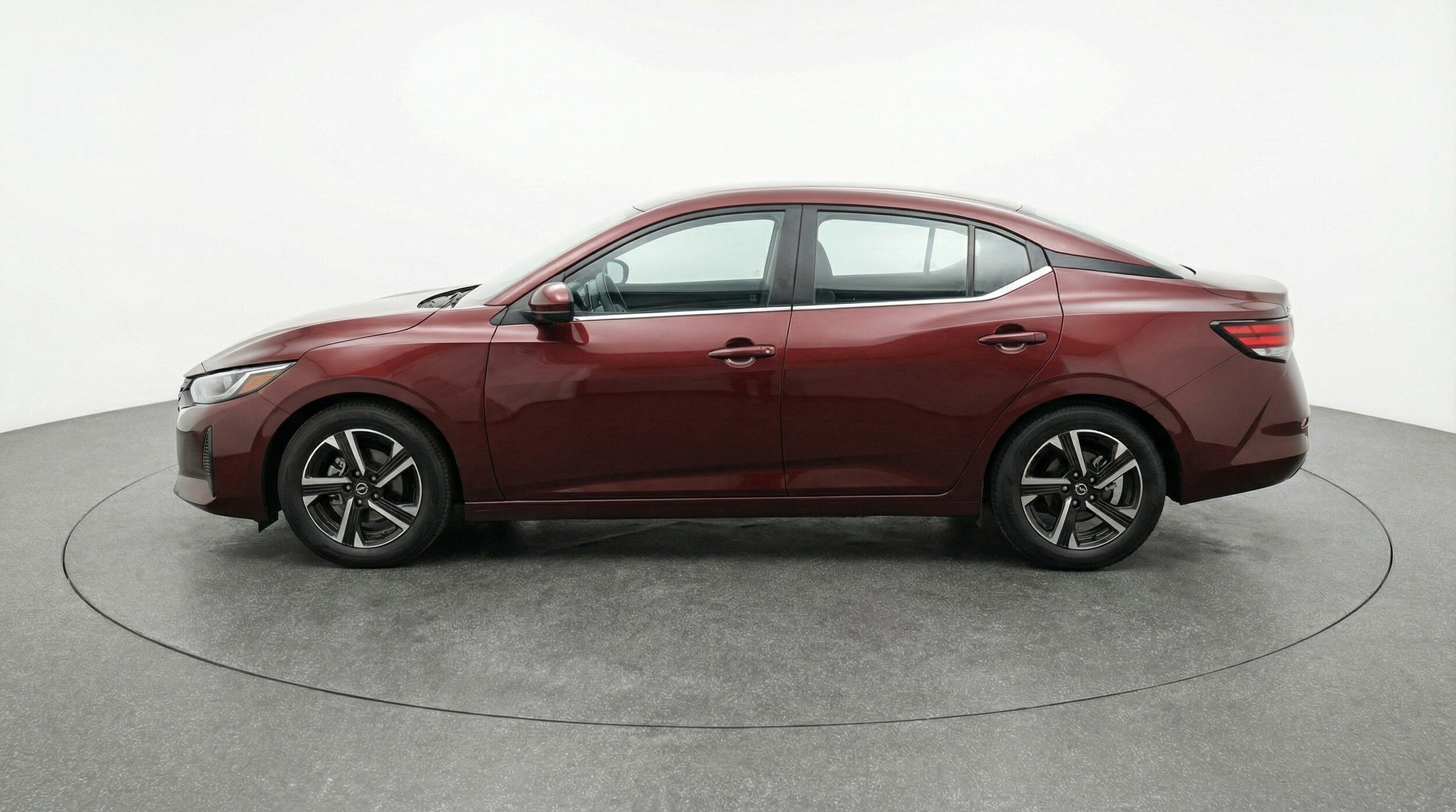 Thumbnail: 2025 Nissan Sentra - 5