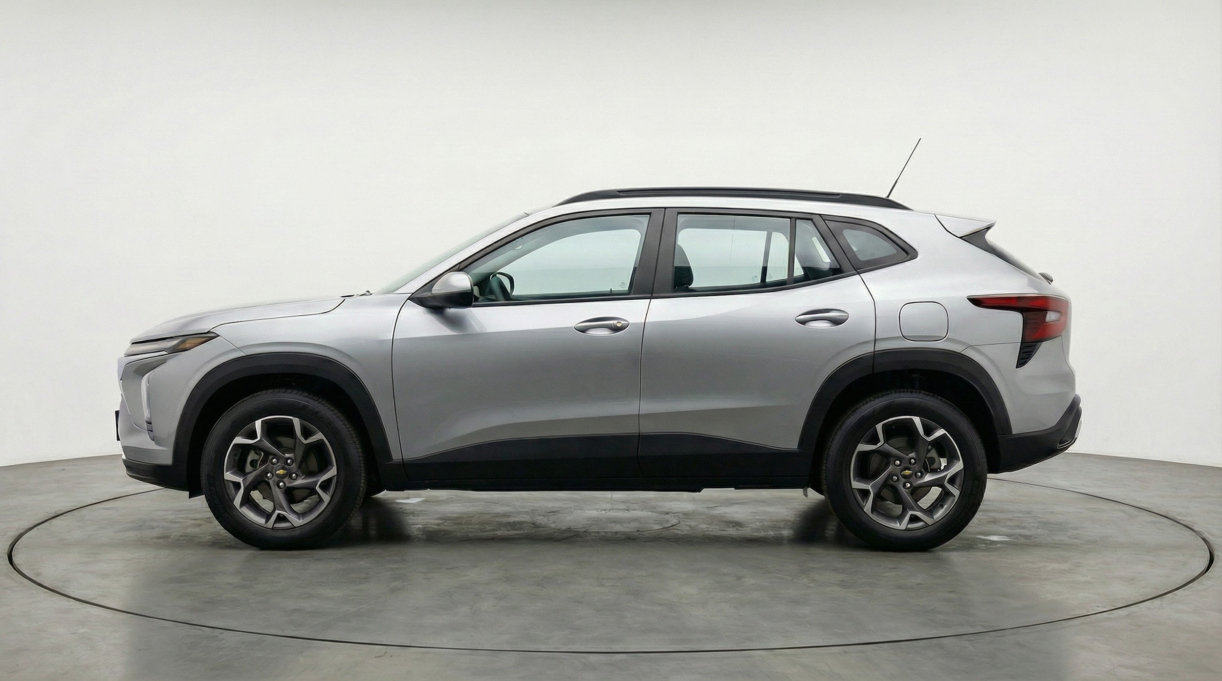Thumbnail: 2025 Chevrolet Trax - 4