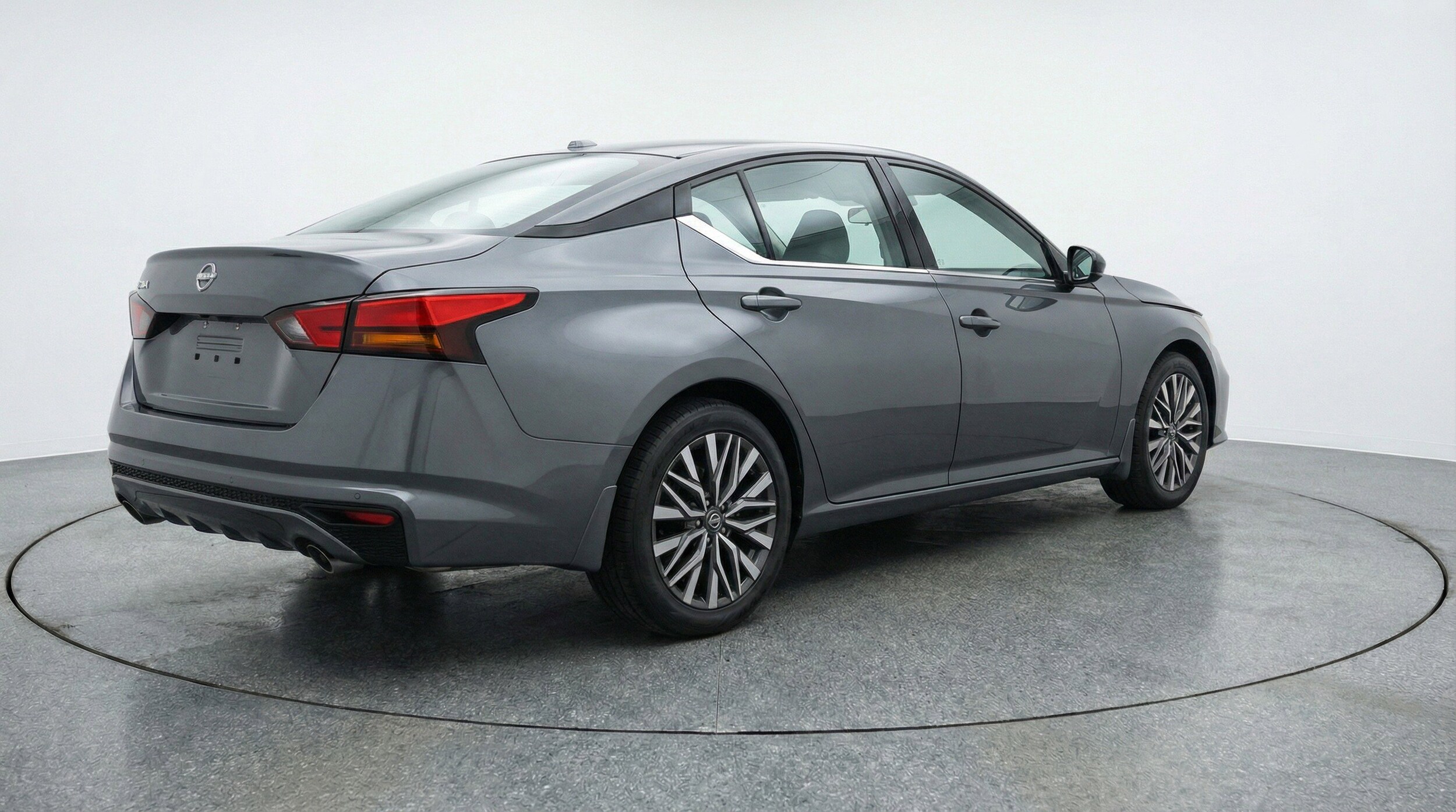 Thumbnail: 2025 Nissan Altima - 9