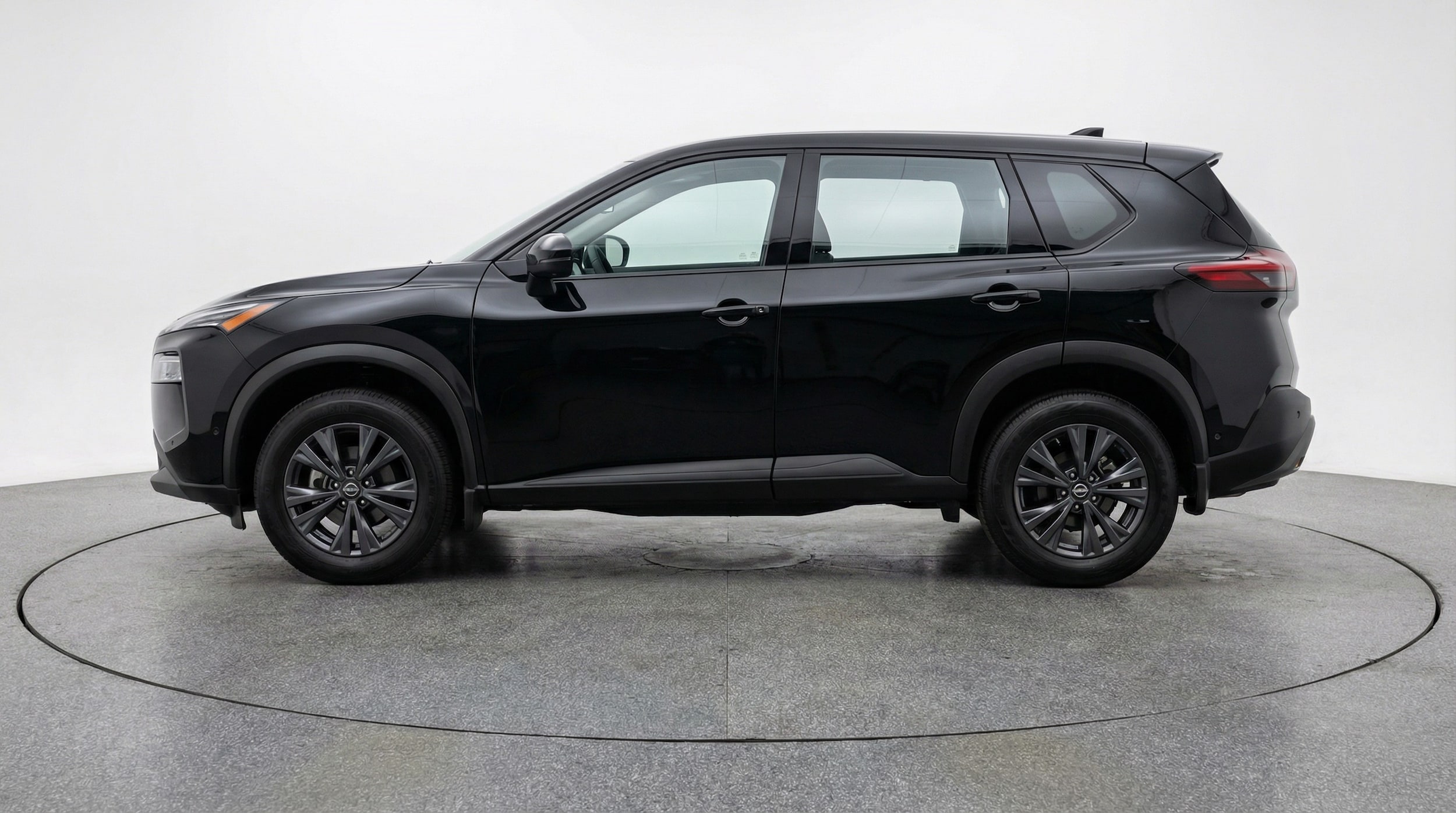 Thumbnail: 2025 Nissan Rogue - 4