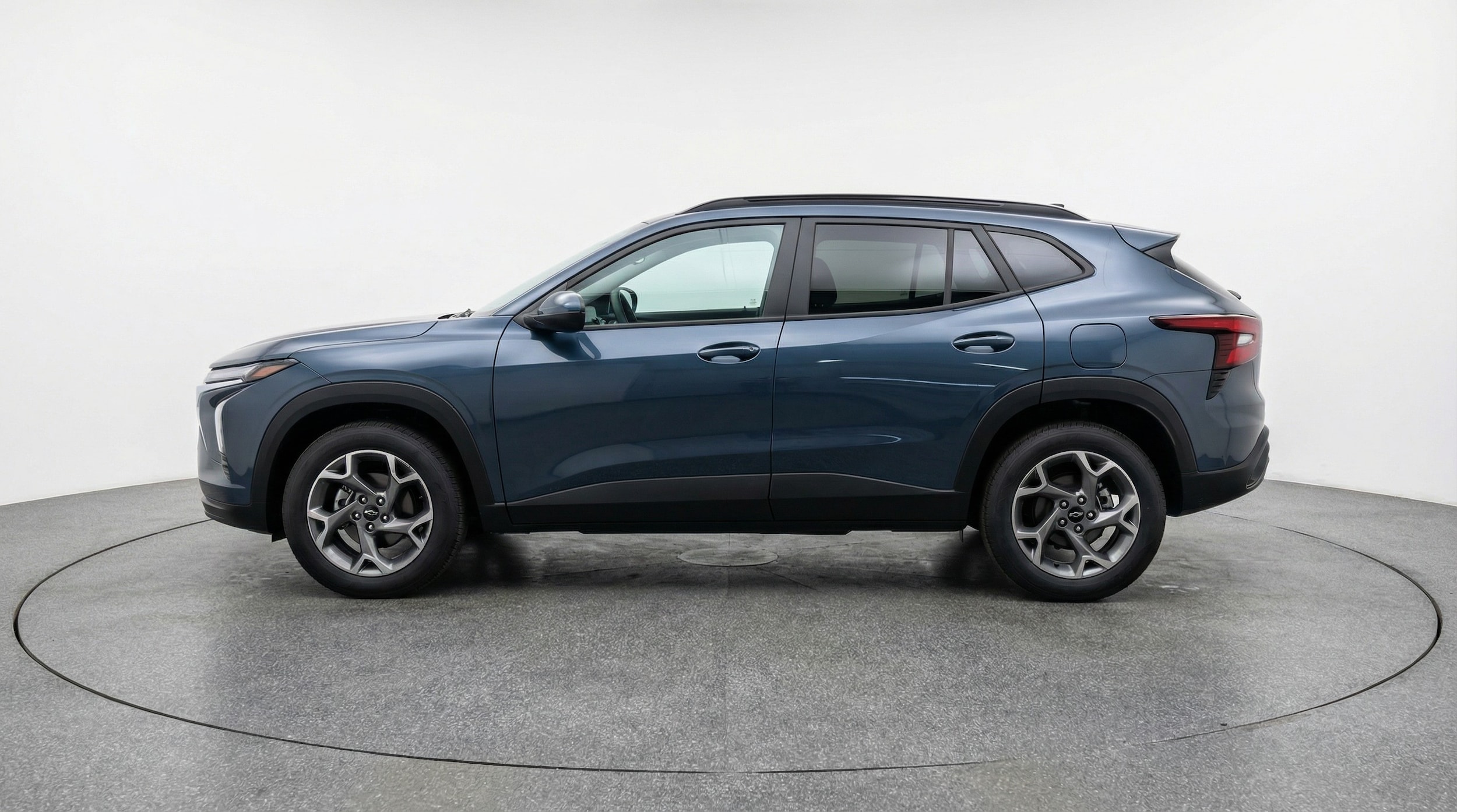 Thumbnail: 2025 Chevrolet Trax - 4