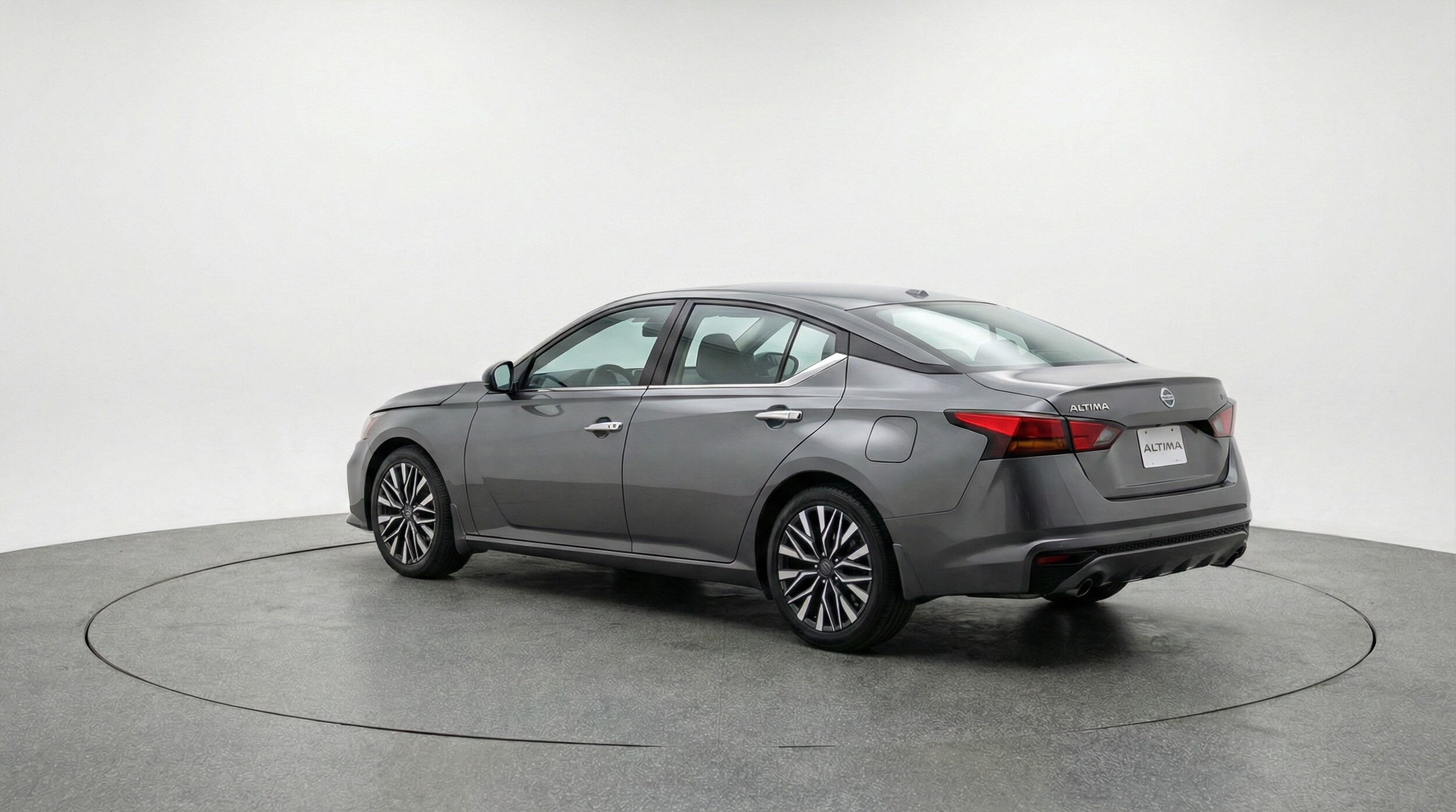 Thumbnail: 2025 Nissan Altima - 5