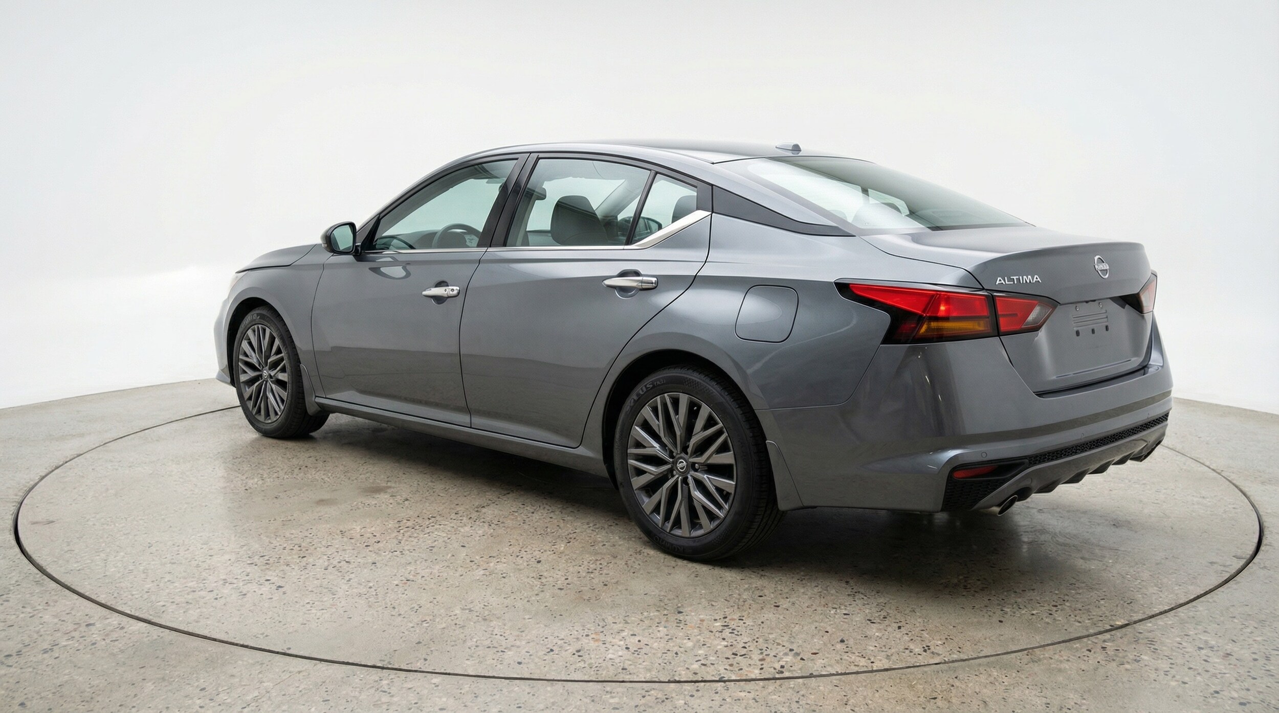 Thumbnail: 2025 Nissan Altima - 5