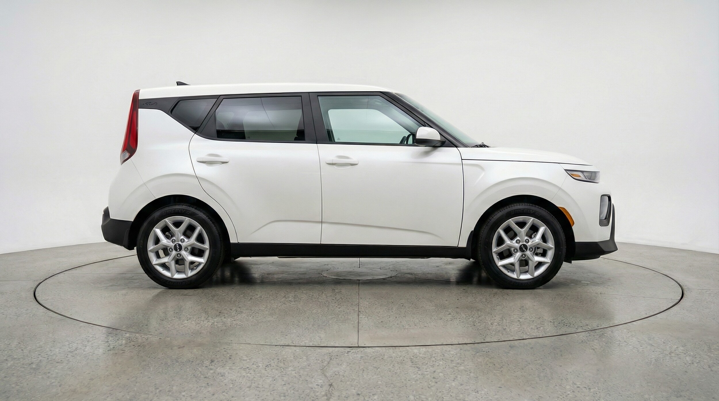 Thumbnail: 2025 Kia Soul - 8