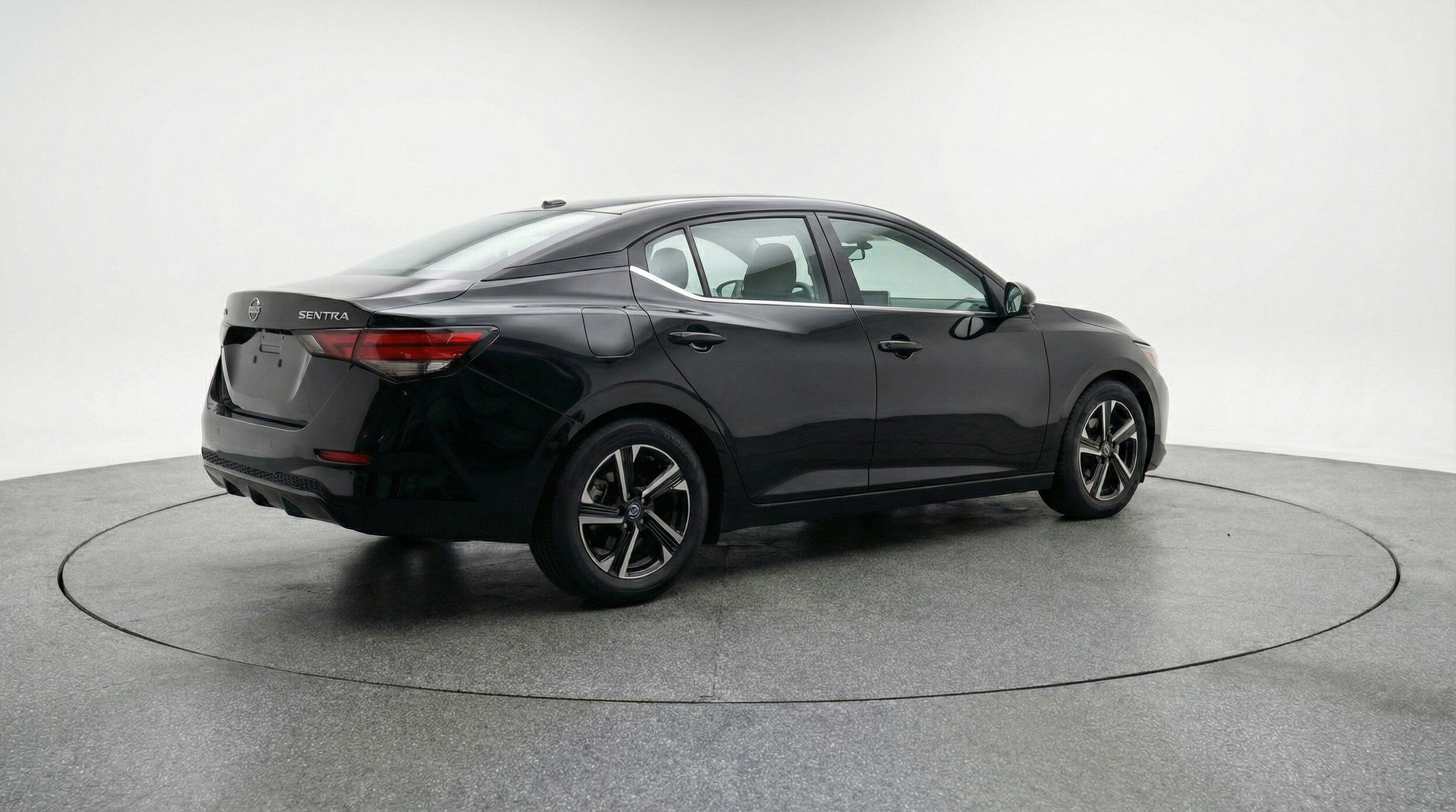 Thumbnail: 2025 Nissan Sentra - 9