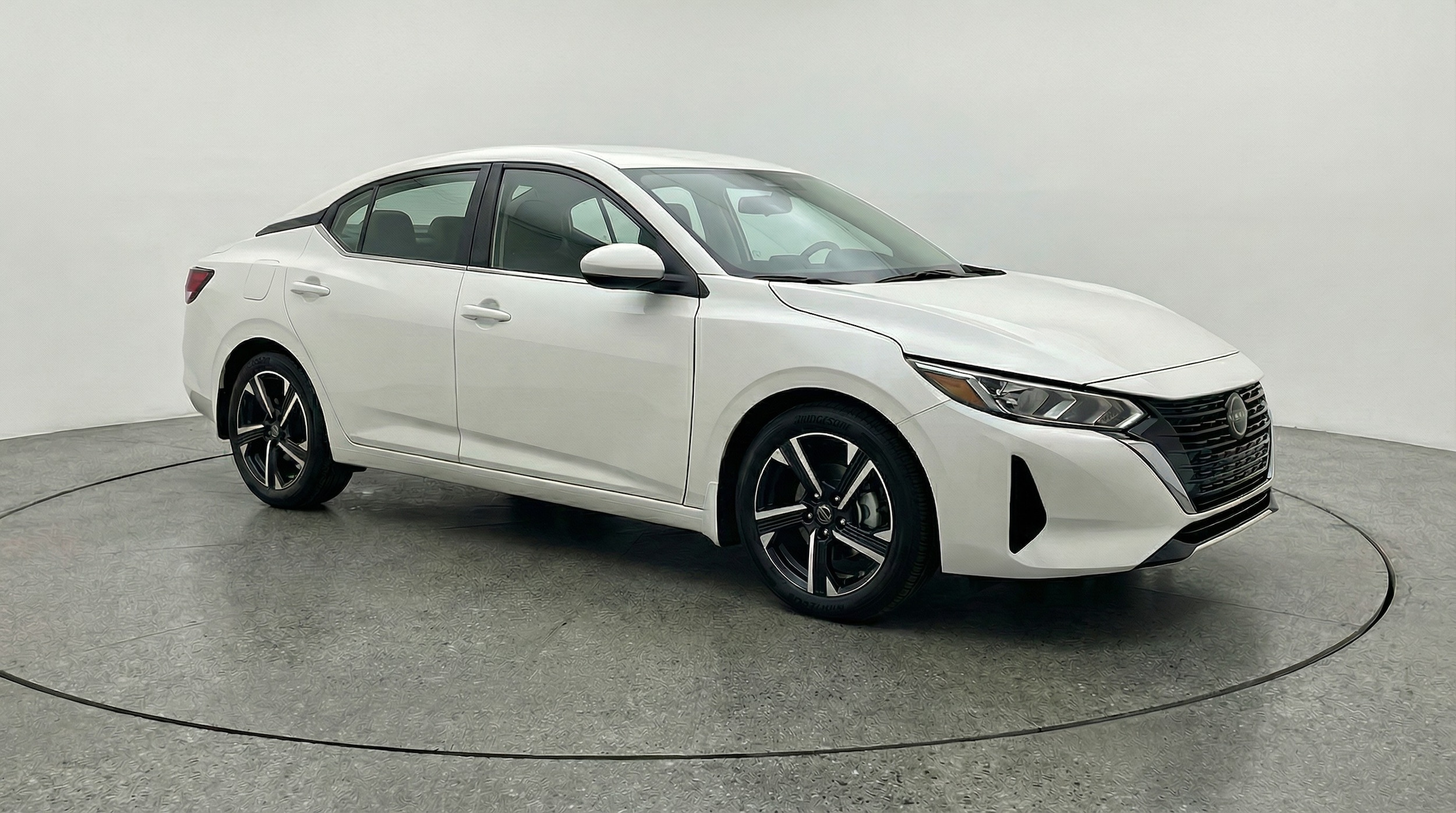 Thumbnail: 2025 Nissan Sentra - 1