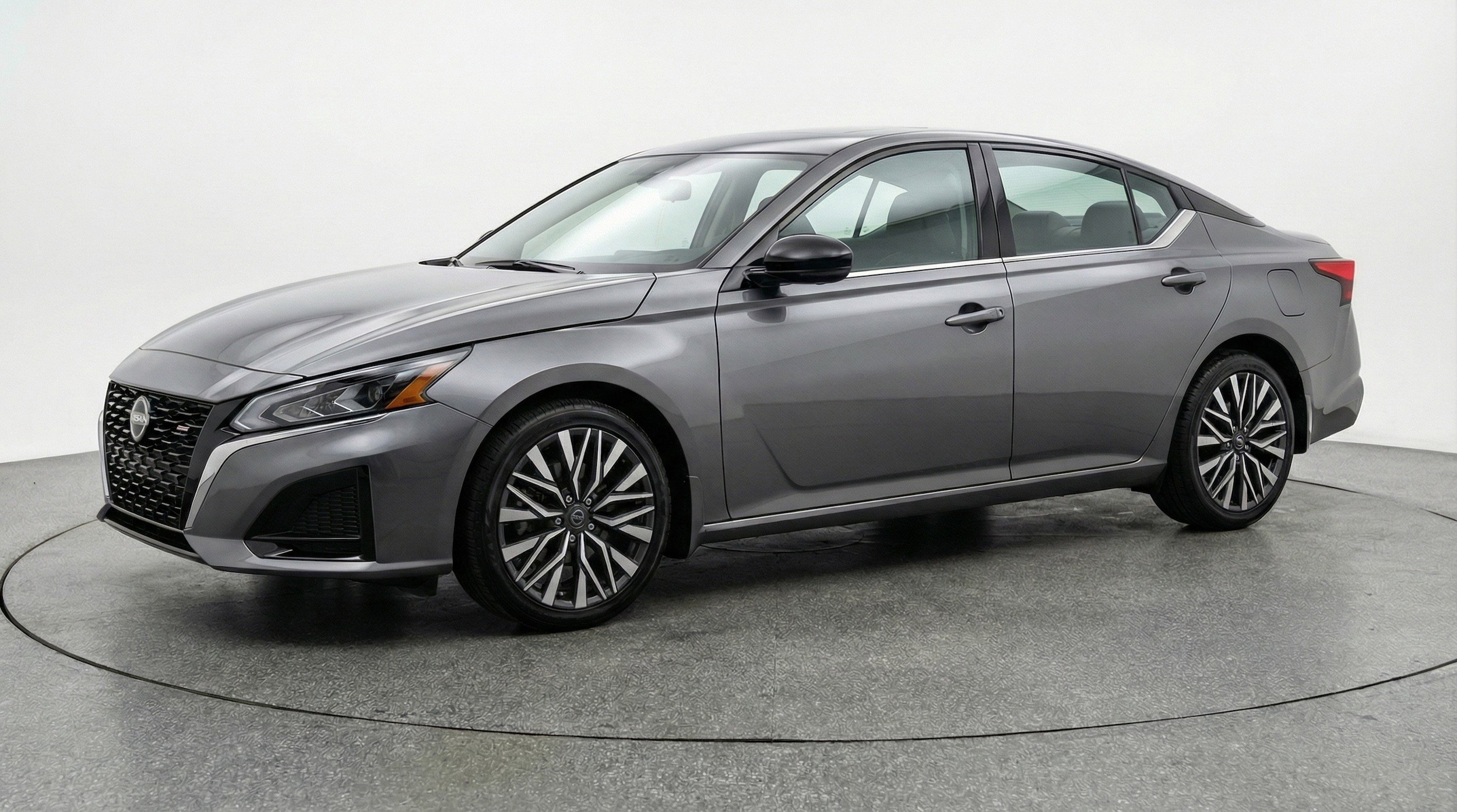 Thumbnail: 2025 Nissan Altima - 3