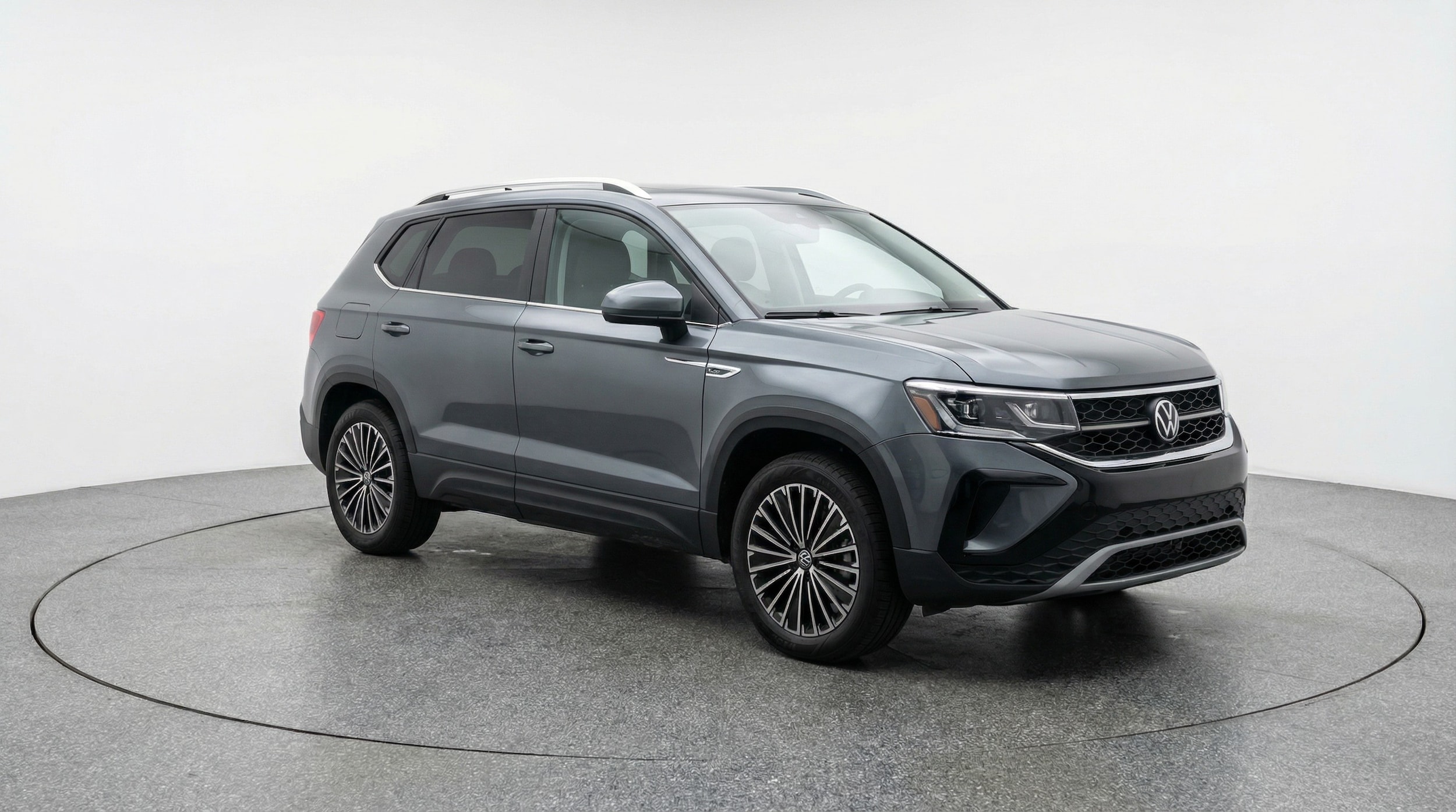 Thumbnail: 2025 Volkswagen Taos - 1