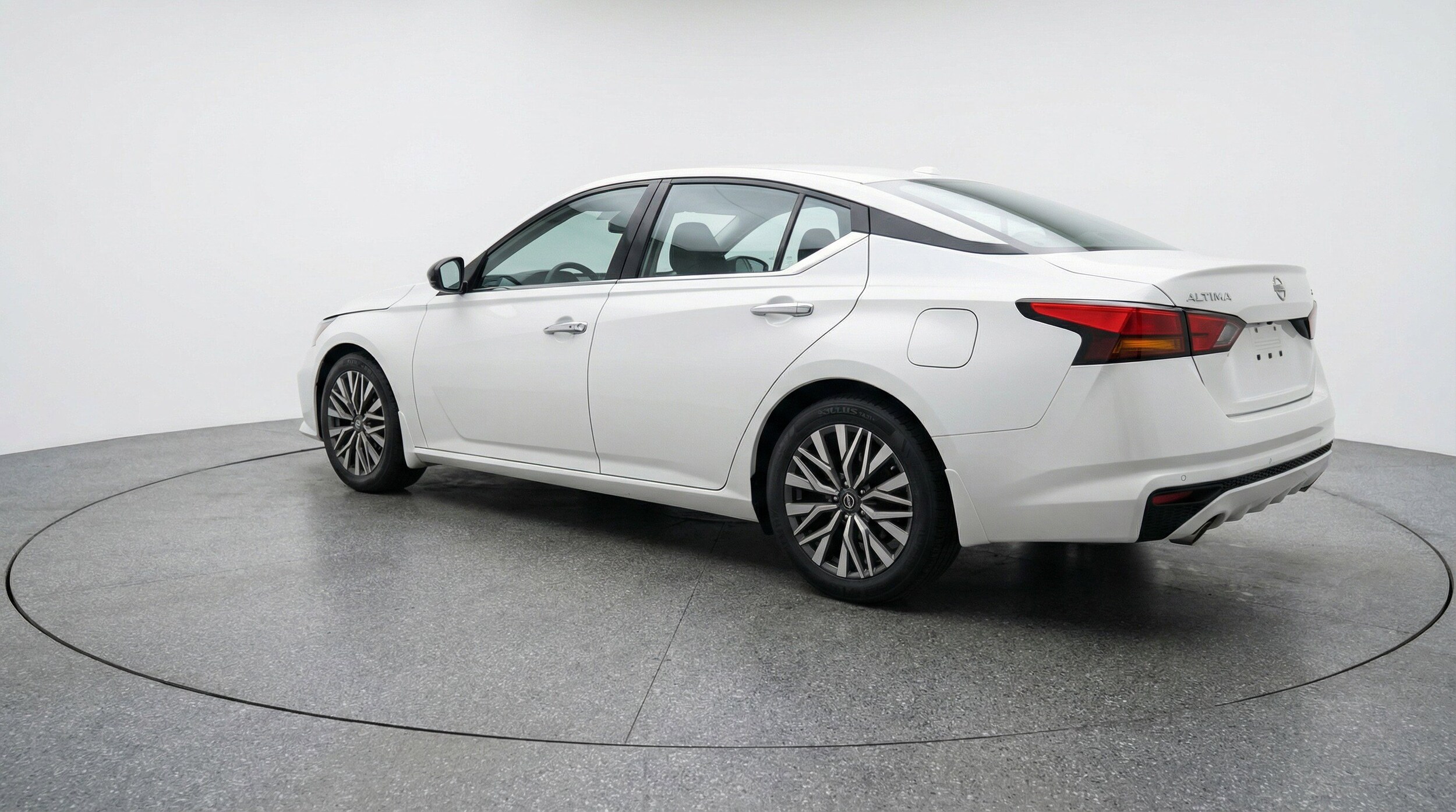 Thumbnail: 2025 Nissan Altima - 6