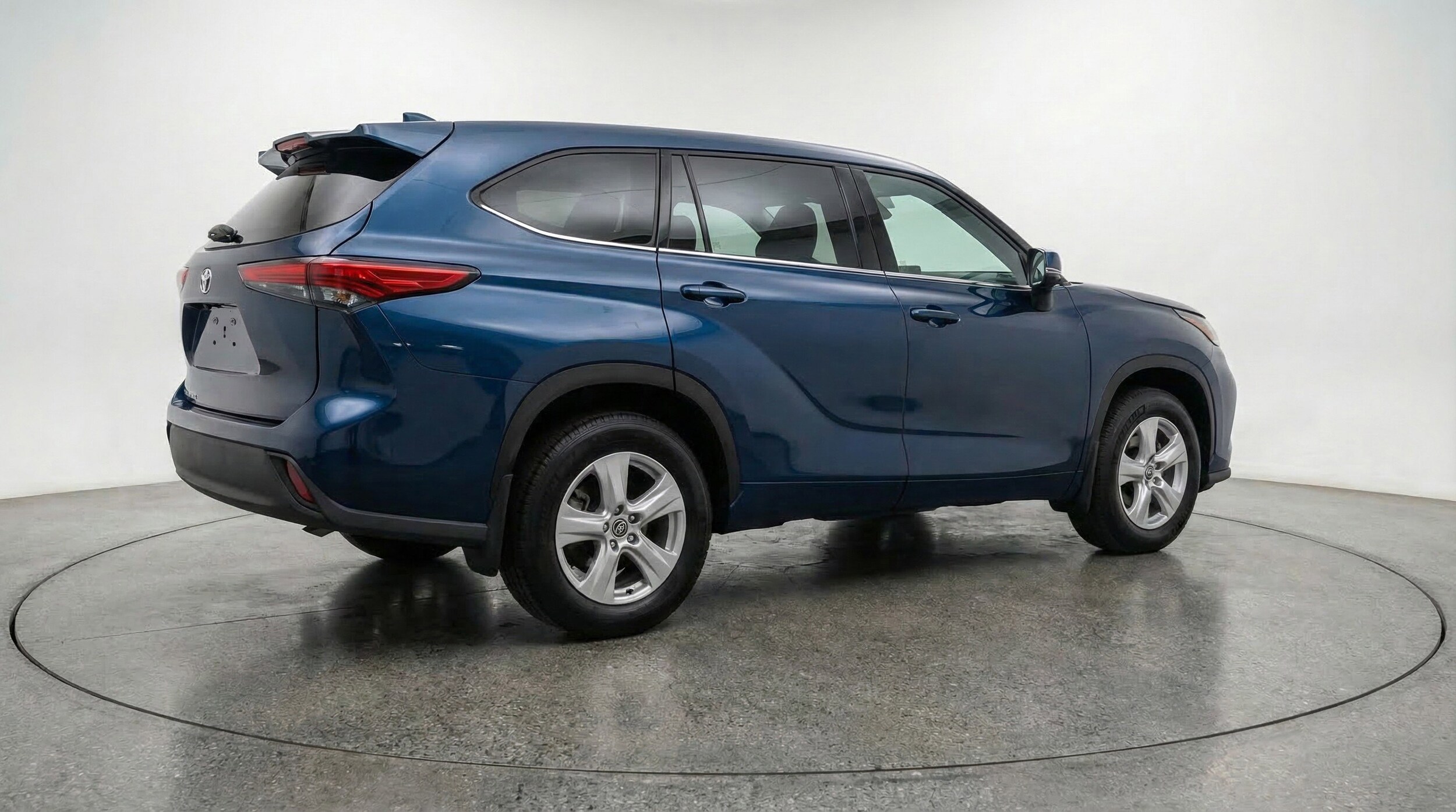 Thumbnail: 2025 Toyota Highlander - 9