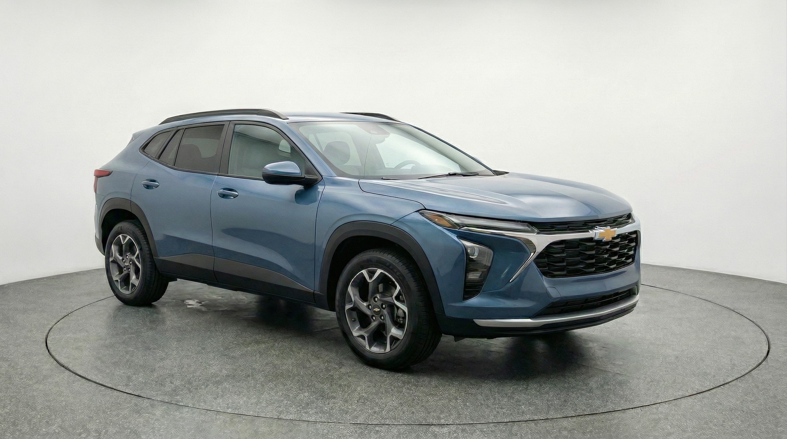 Thumbnail: 2025 Chevrolet Trax - 1