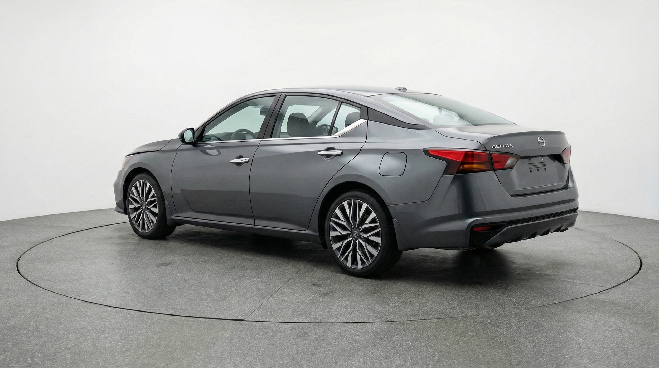 Thumbnail: 2025 Nissan Altima - 5