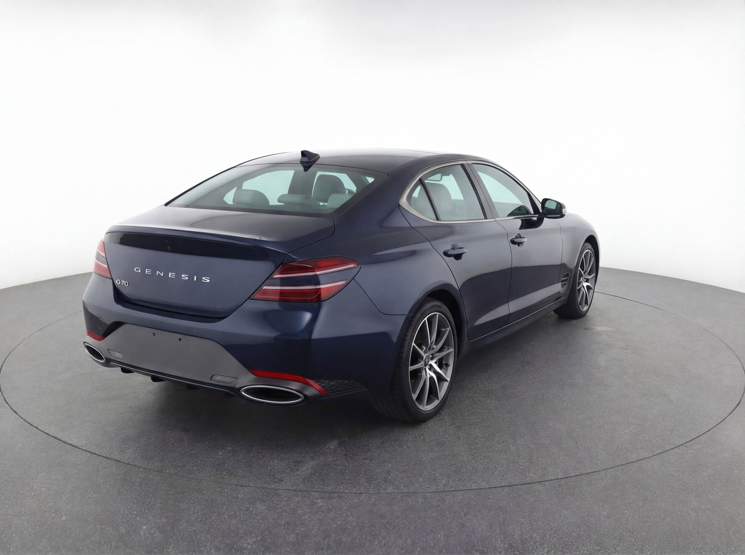 Thumbnail: 2025 Genesis G70 - 9