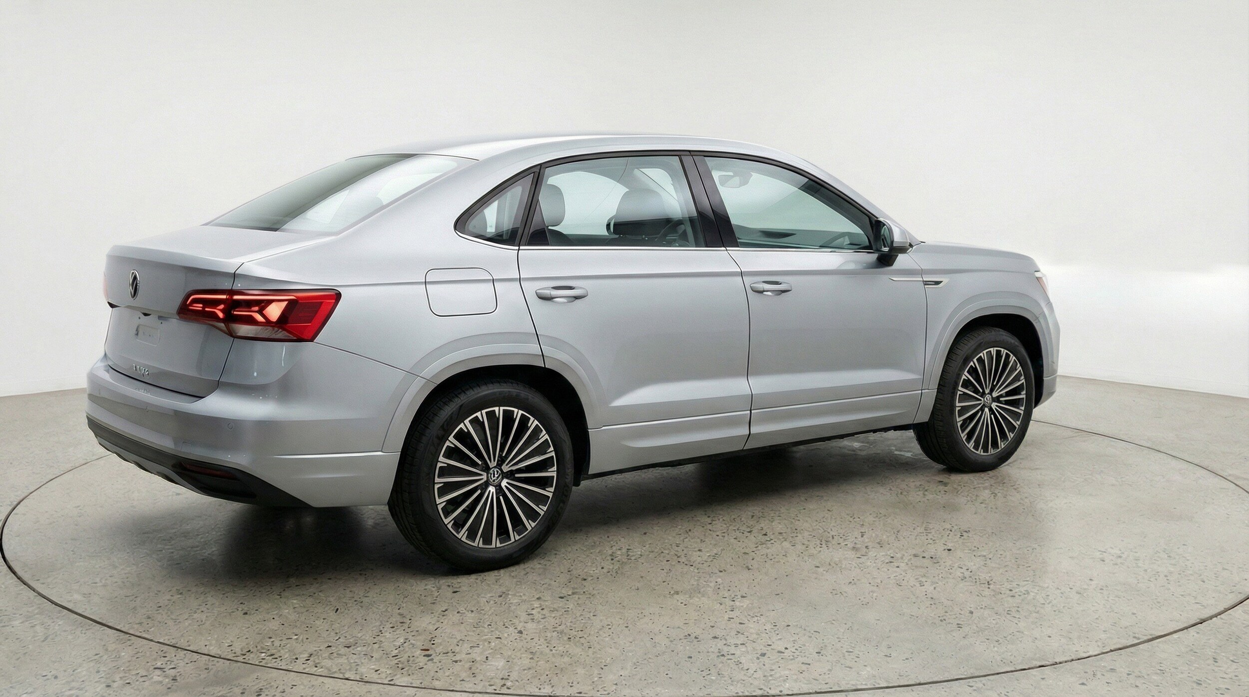 Thumbnail: 2025 Volkswagen Taos - 9