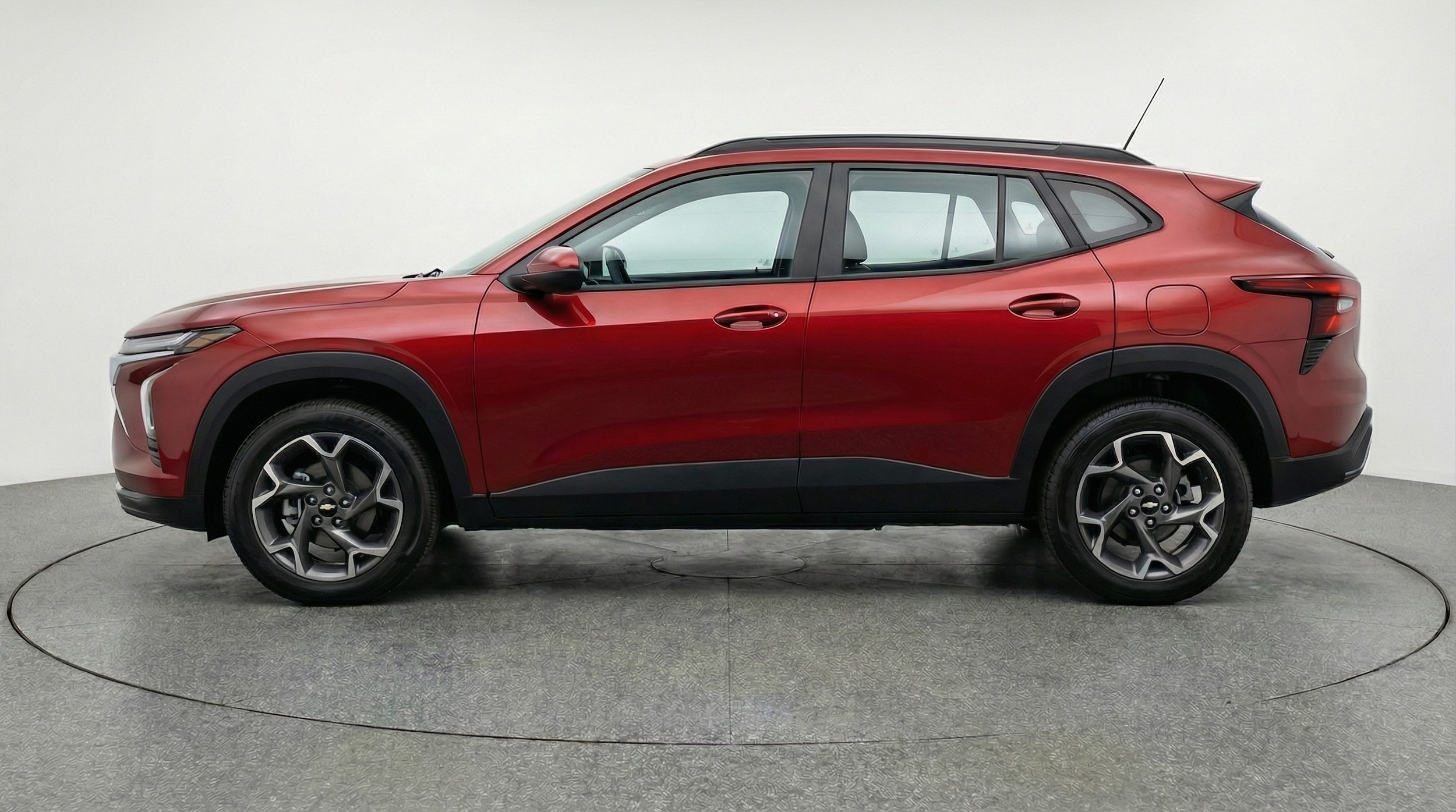 Thumbnail: 2025 Chevrolet Trax - 4