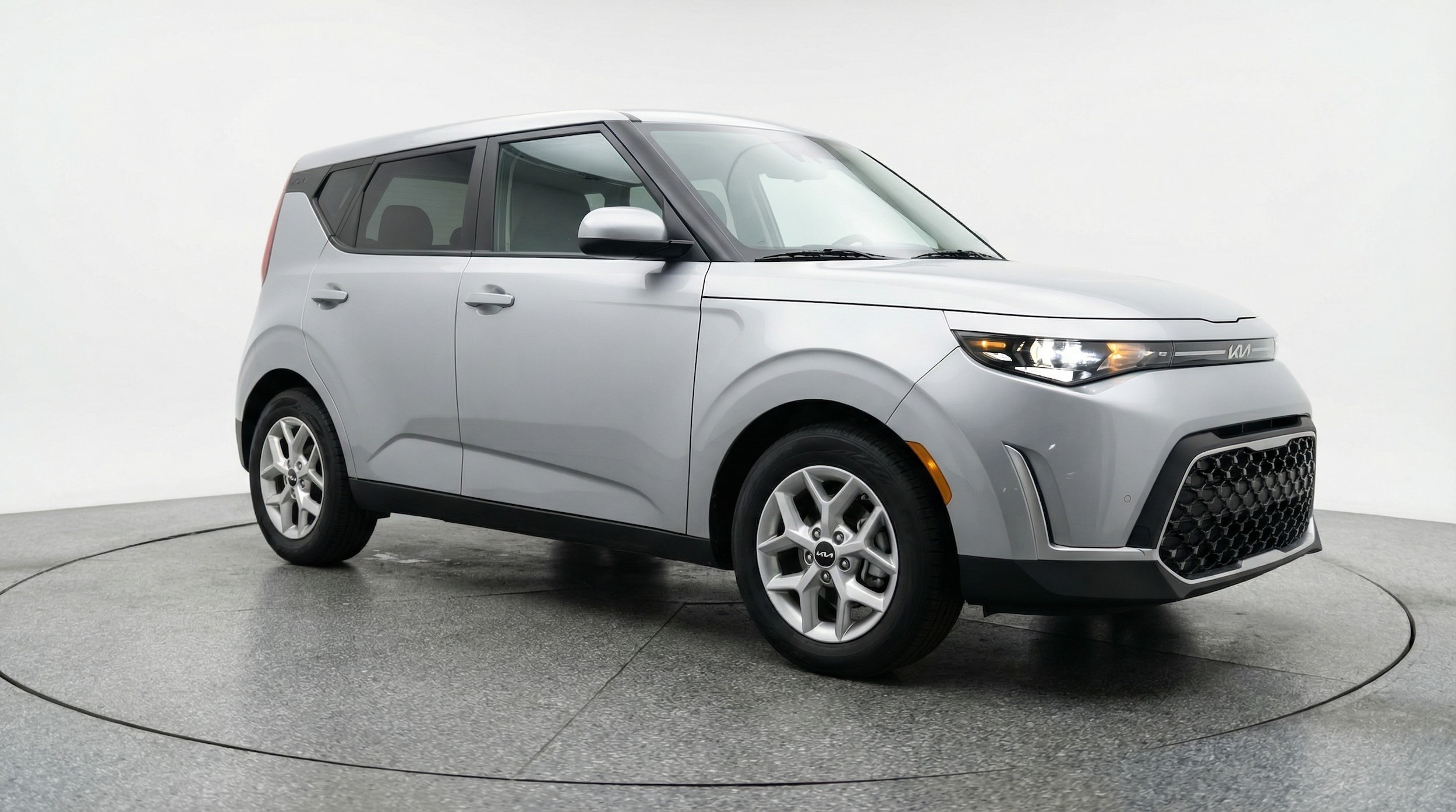 Thumbnail: 2025 Kia Soul - 1