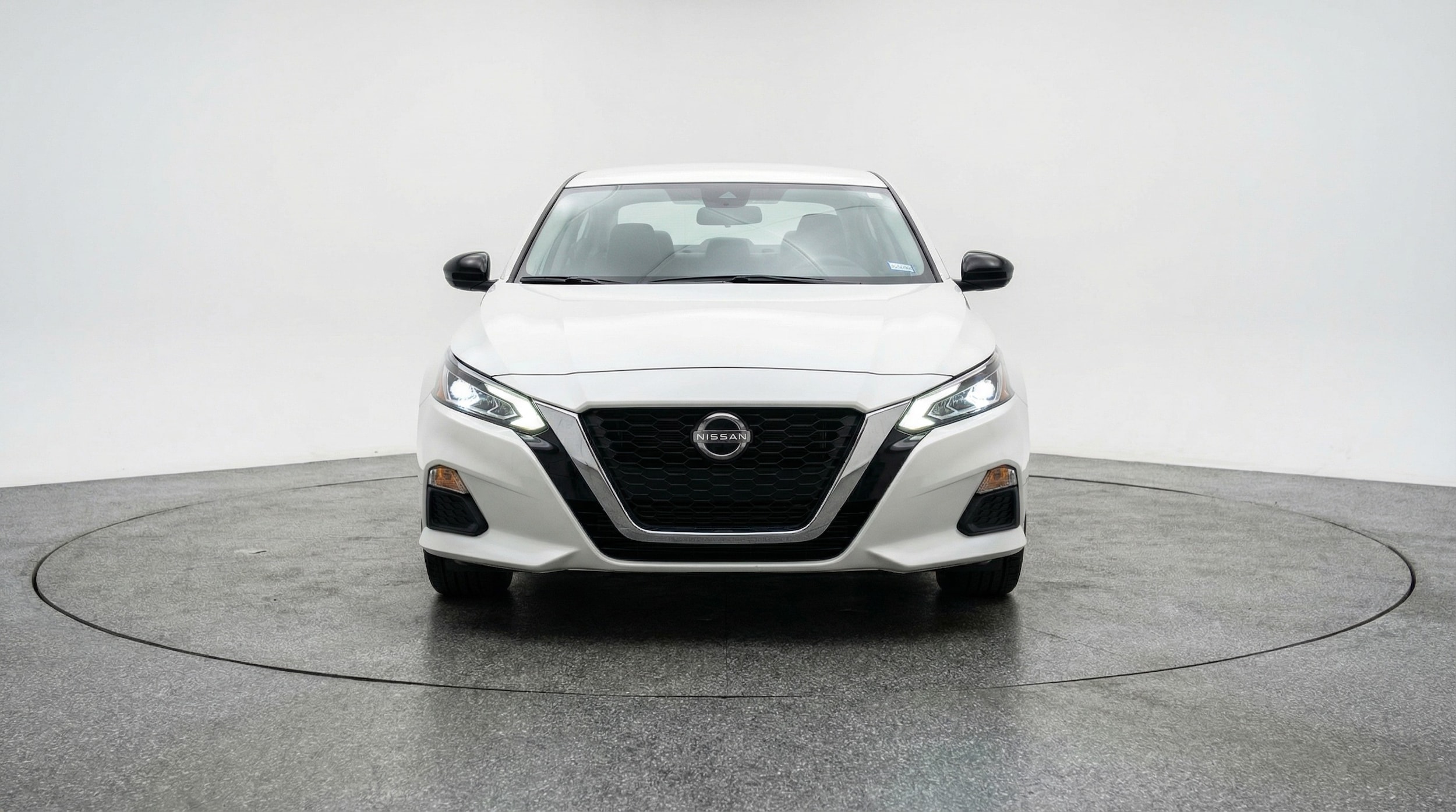 Thumbnail: 2025 Nissan Altima - 2