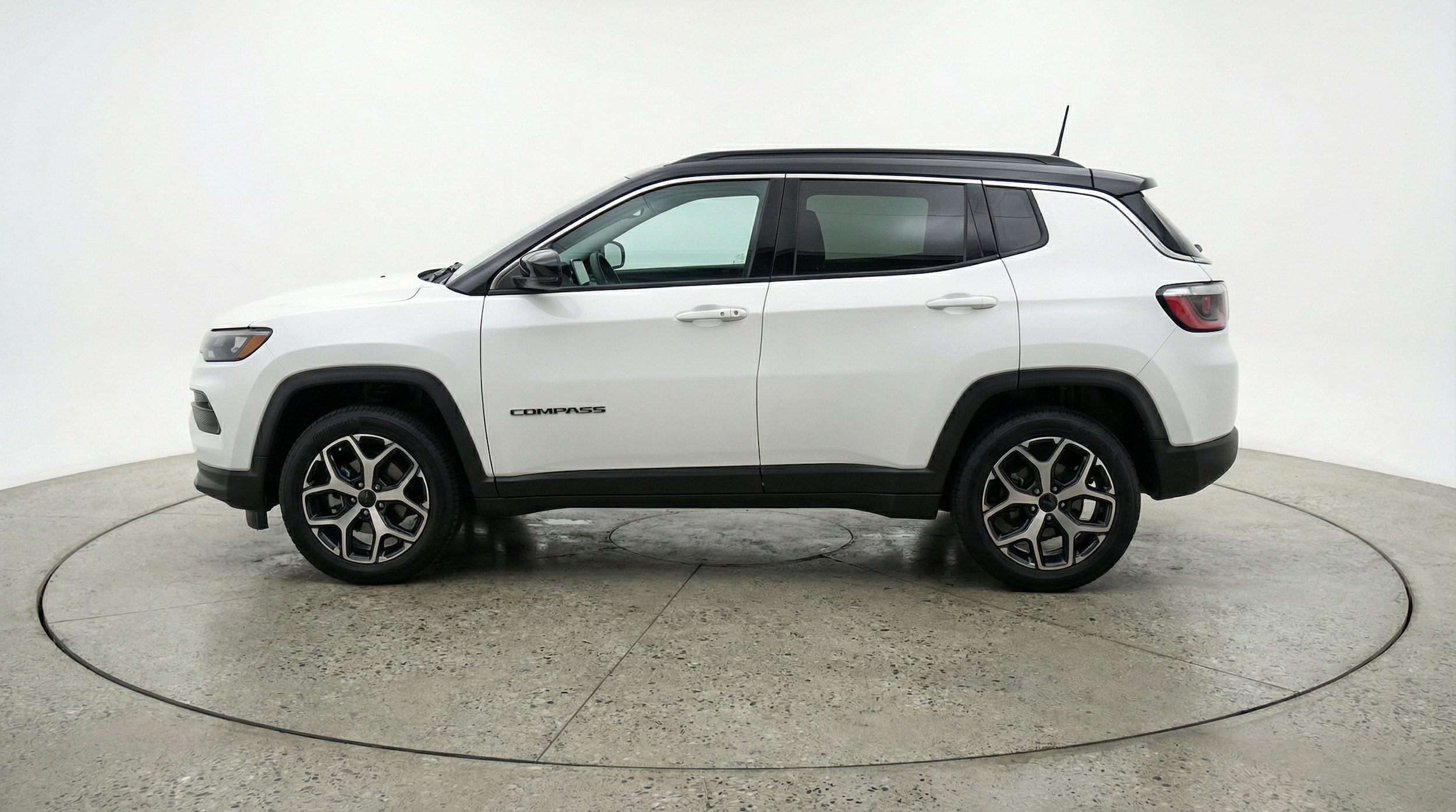 Thumbnail: 2025 Jeep Compass - 4