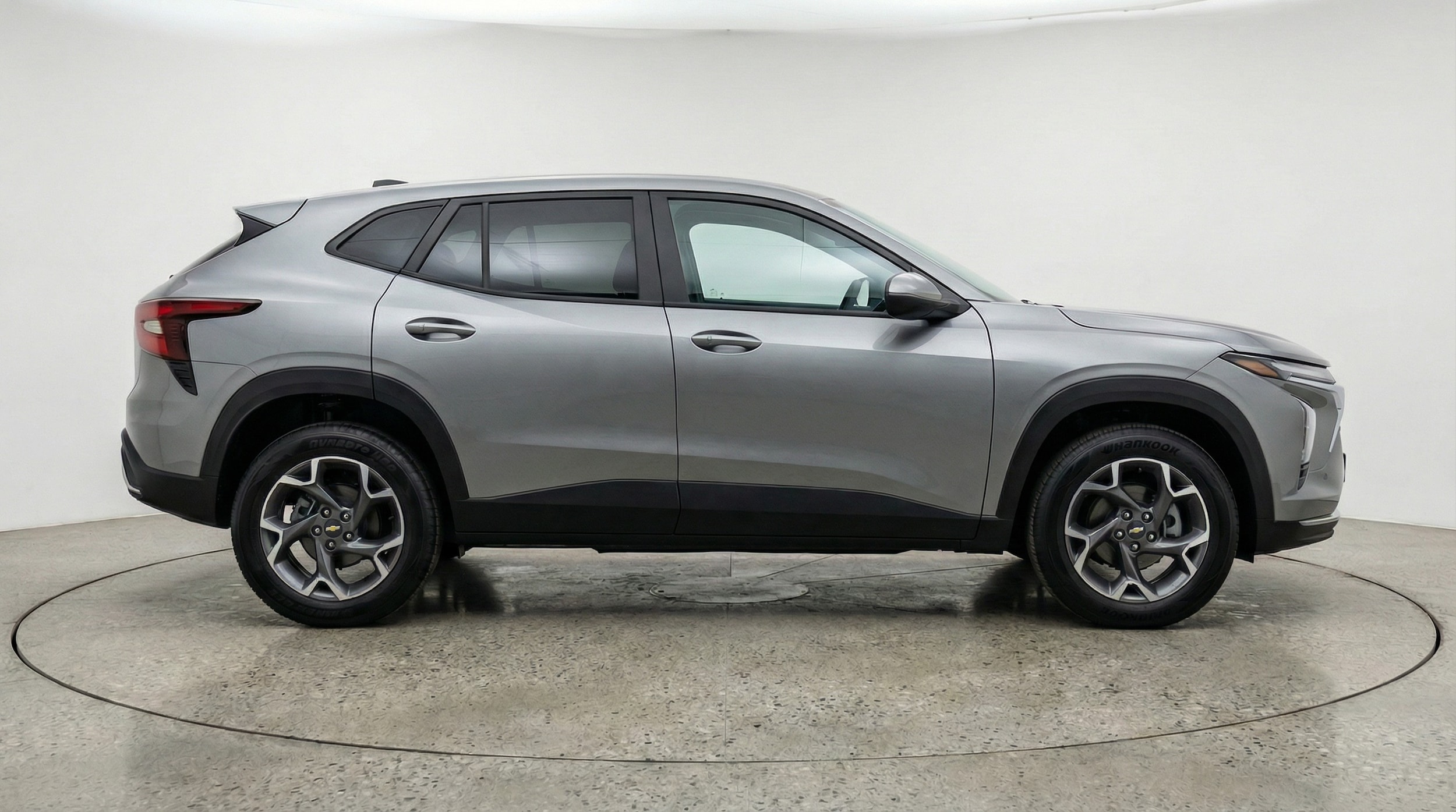 Thumbnail: 2025 Chevrolet Trax - 8