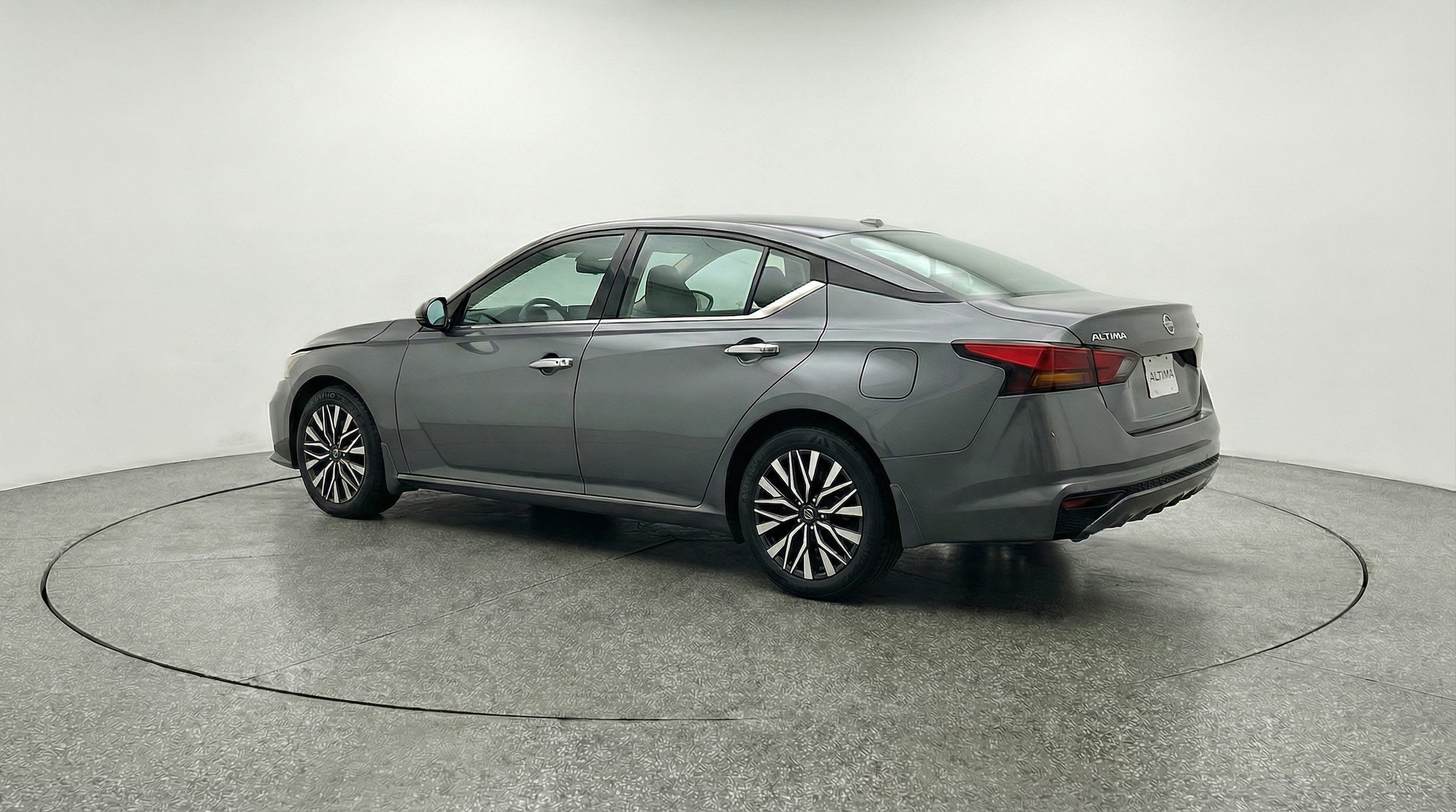 Thumbnail: 2025 Nissan Altima - 5